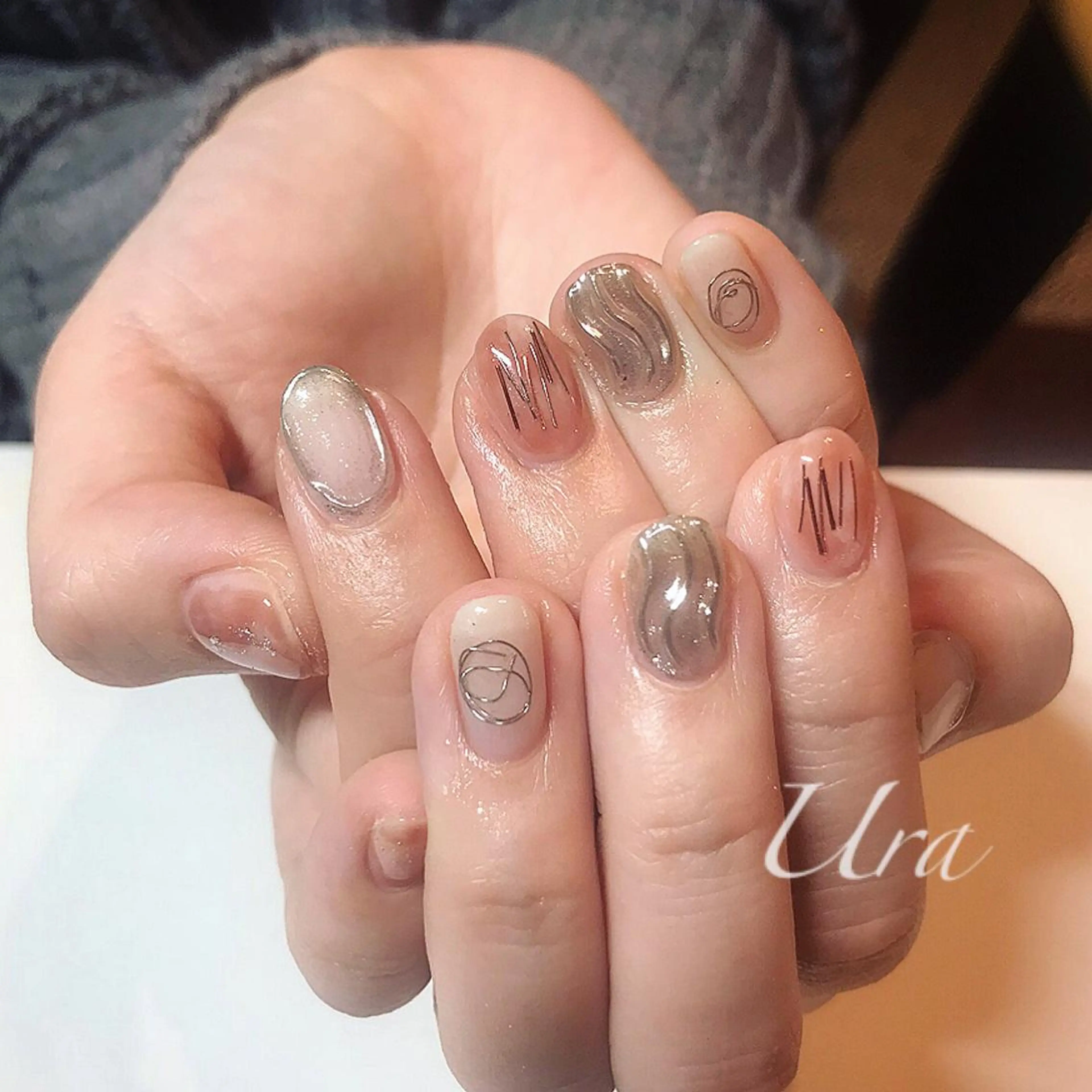 ネイル UrakoNail 《nail》のネイルデザイン