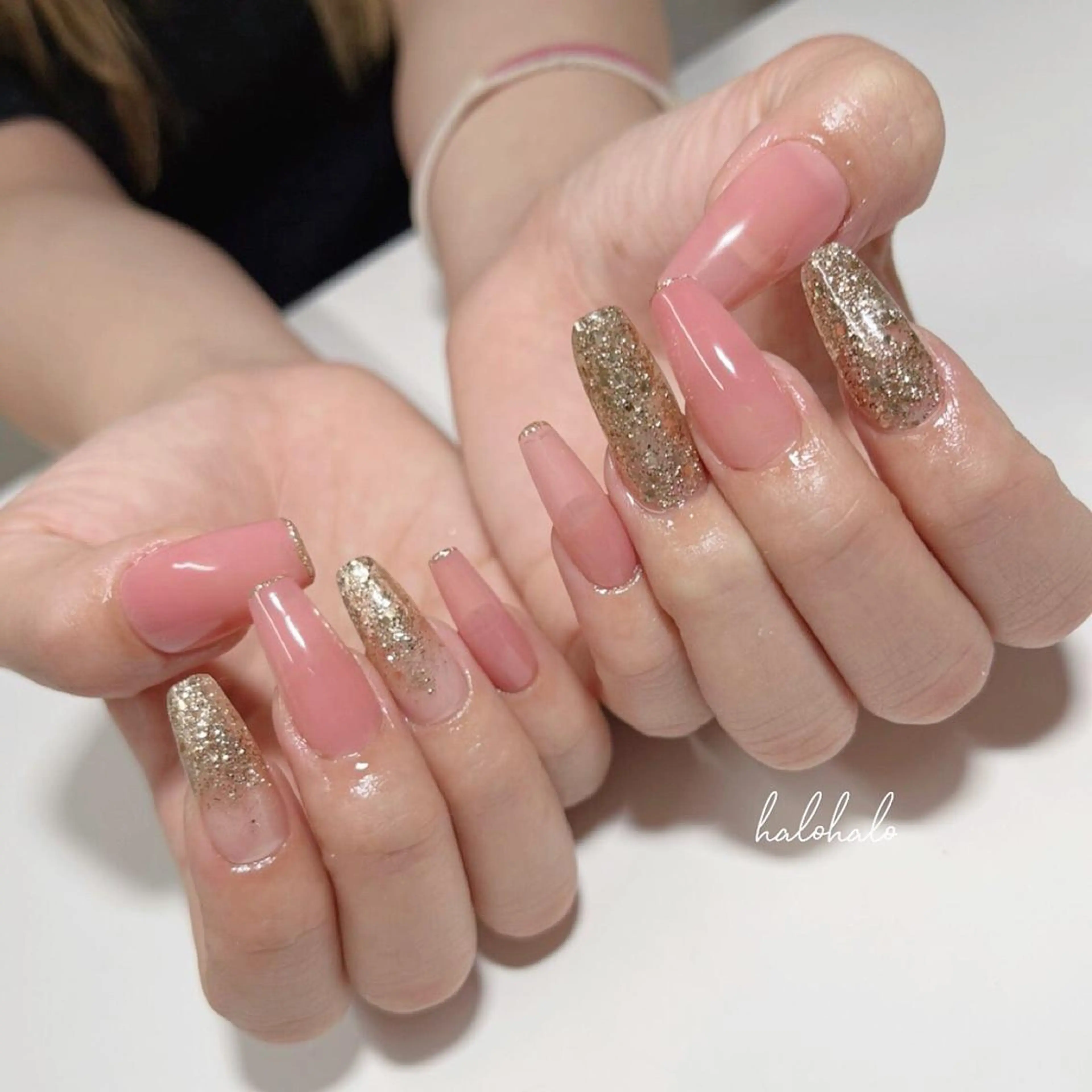 ロング 安藤 紅実のネイルデザイン