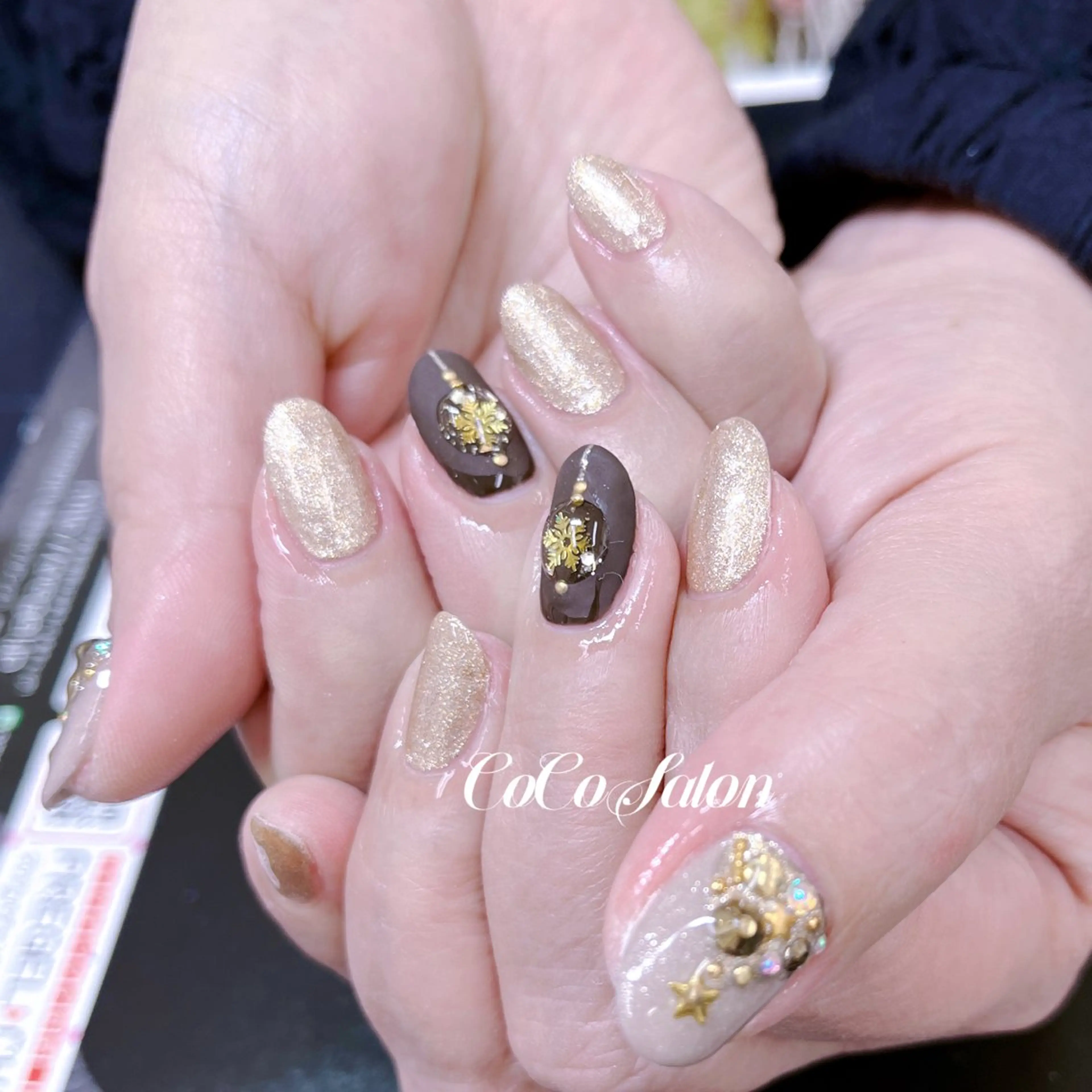 ネイル 冬ネイル クリスマス ハンドネイル CoCoSalon ネイル/まつ毛予約のネイルデザイン