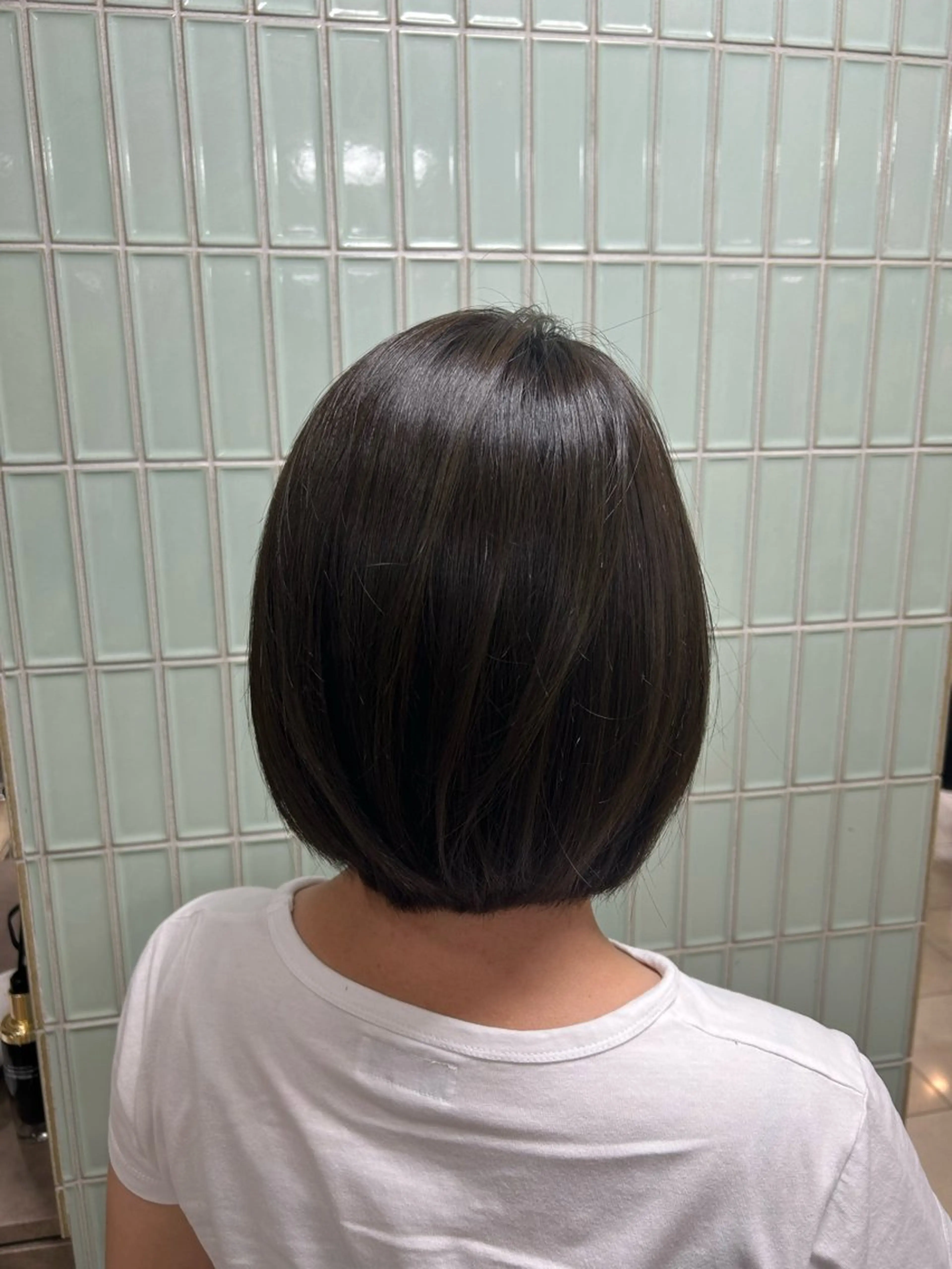 カラー 佐藤 千夏のヘアスタイル