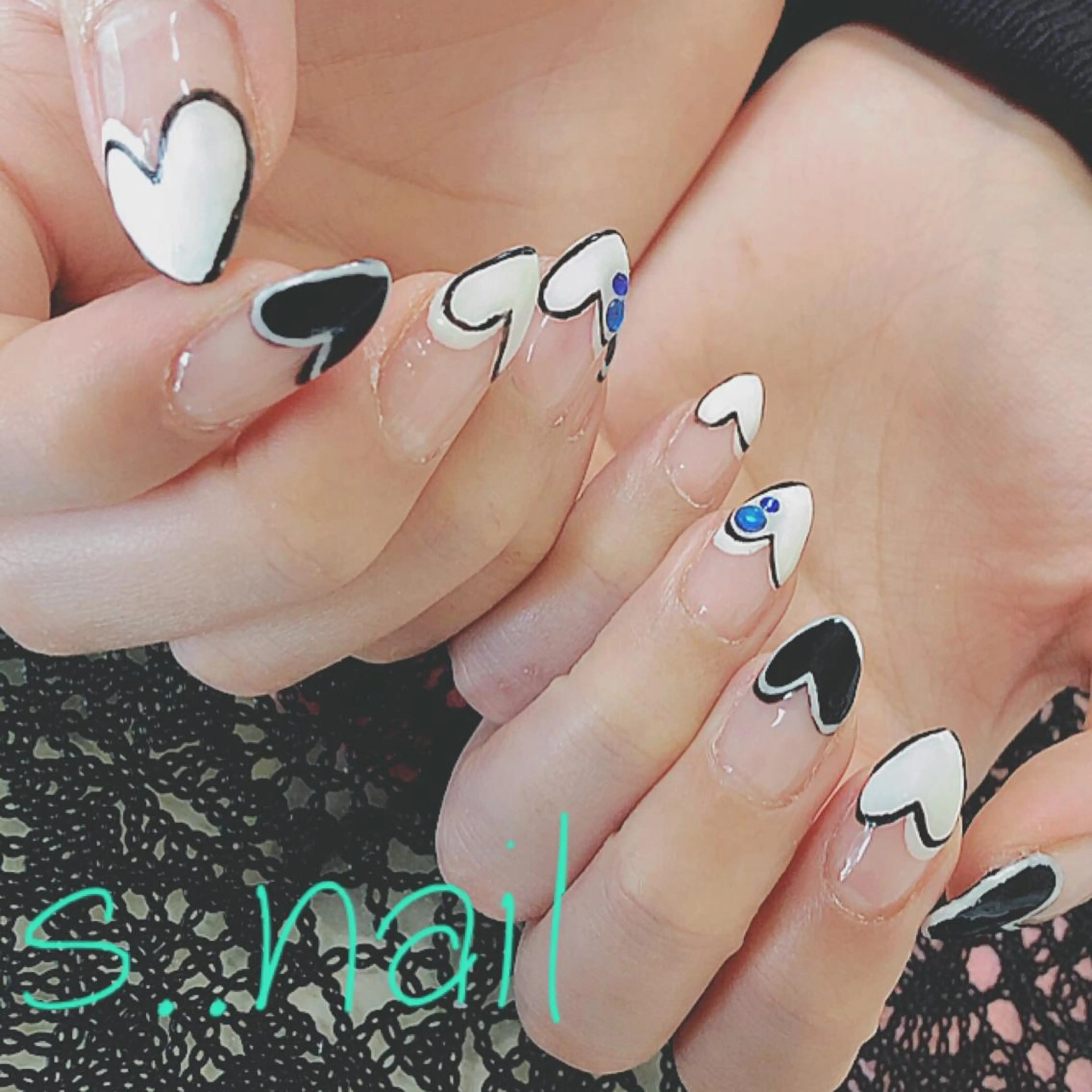 ネイル フレンチネイル ハート ハンドネイル フットネイル s..nail / MORITAのネイルデザイン