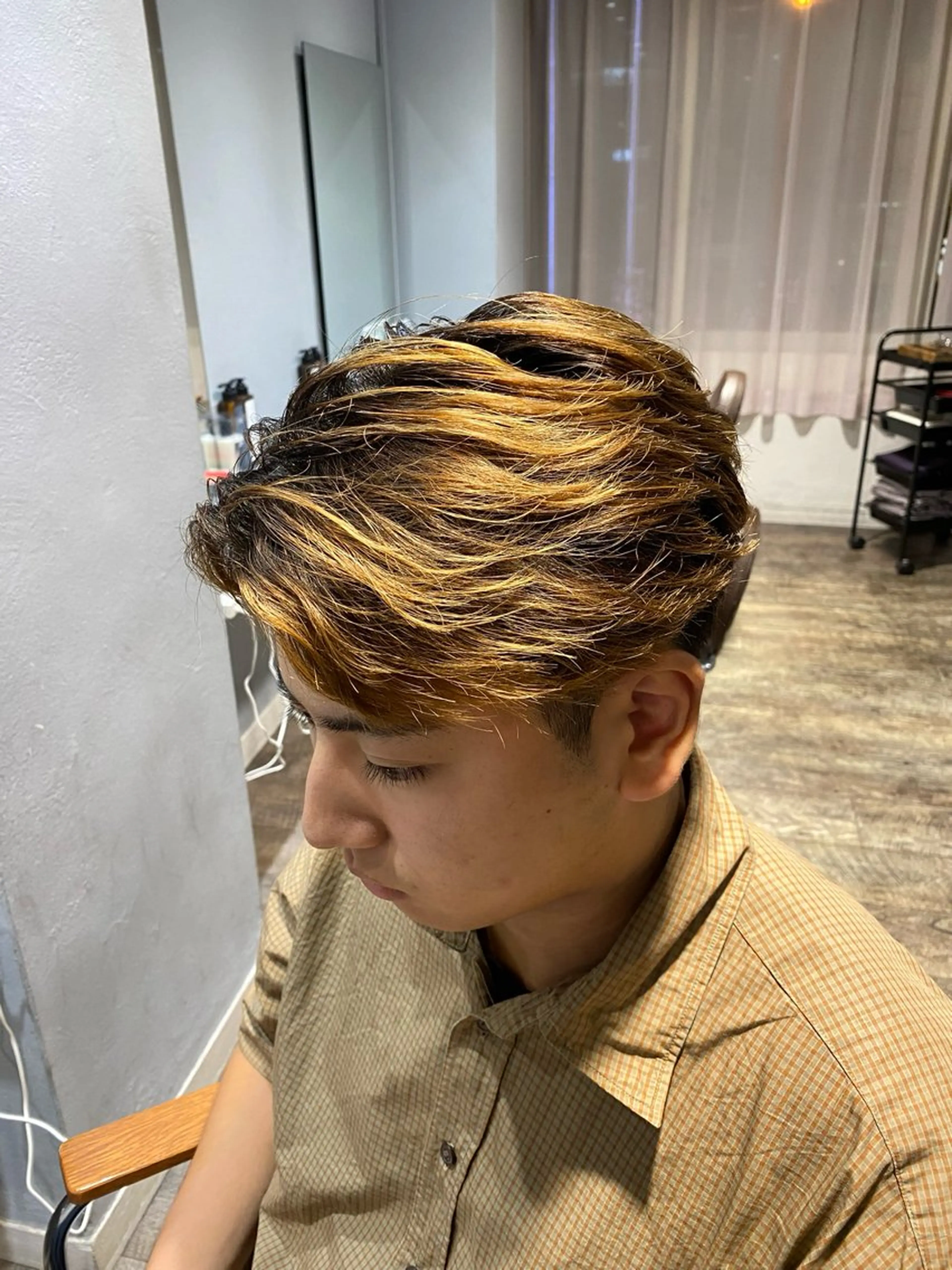 ショート パーマ メンズ メンズブリーチ メンズパーマ カット パーマ 大阪/メンズパーマ /海外風/江﨑翔のヘアスタイル