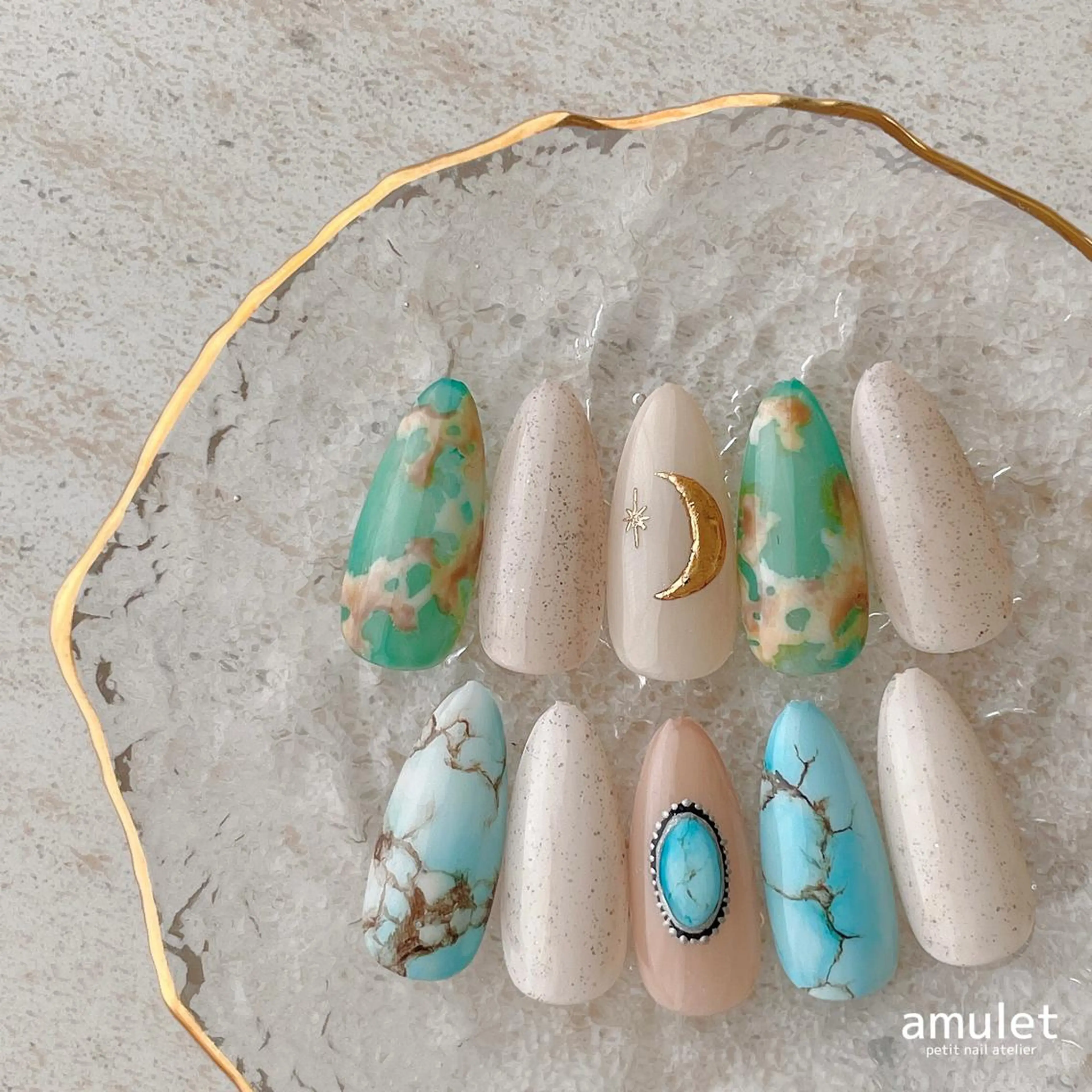 ネイル ジェルネイル ハンドネイル amulet TOMOMIのネイルデザイン