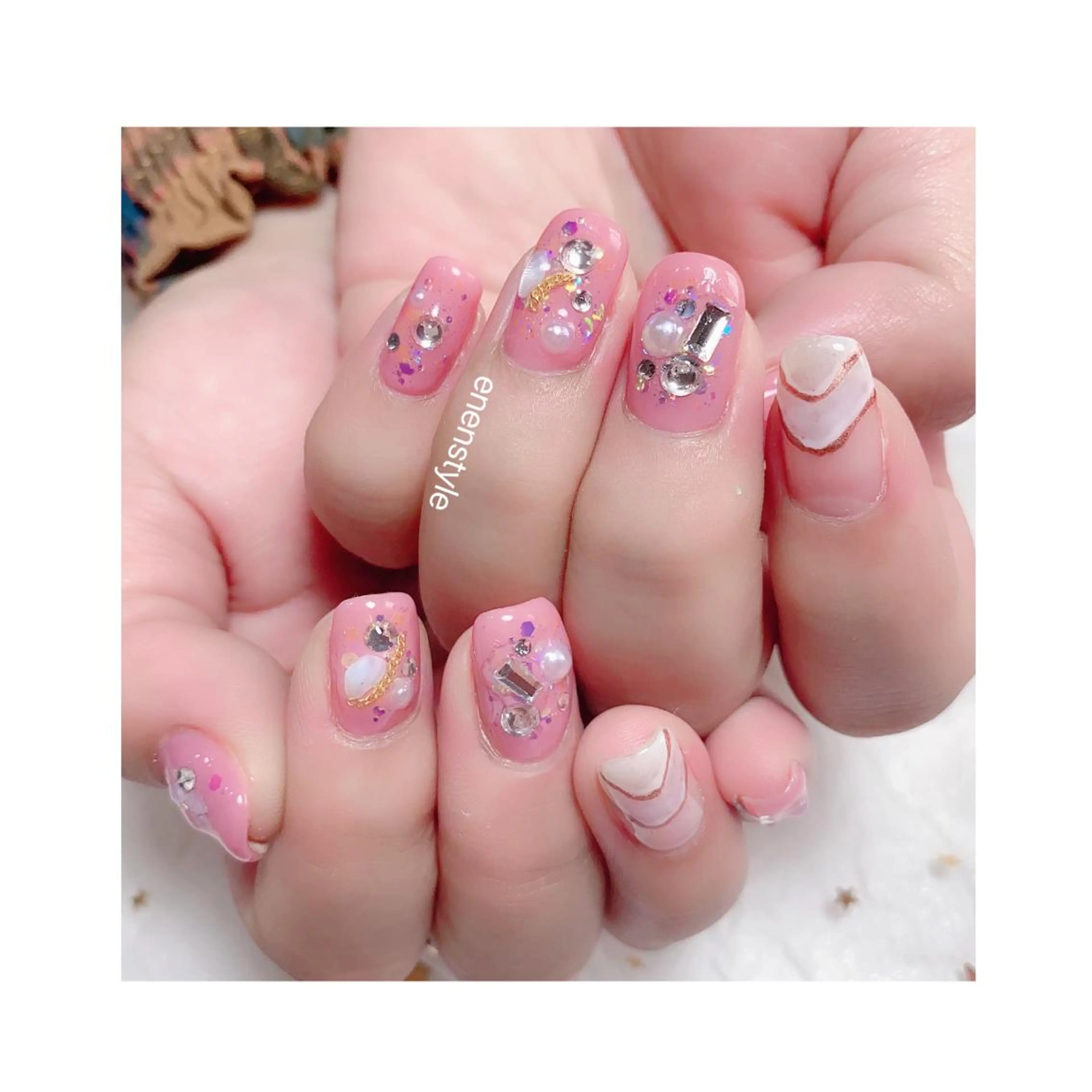 ショート ネイル ジェルネイル ニュアンスネイル オフィスネイル ワンカラーネイル パラジェル ハンドネイル 👑enen style👑のネイルデザイン