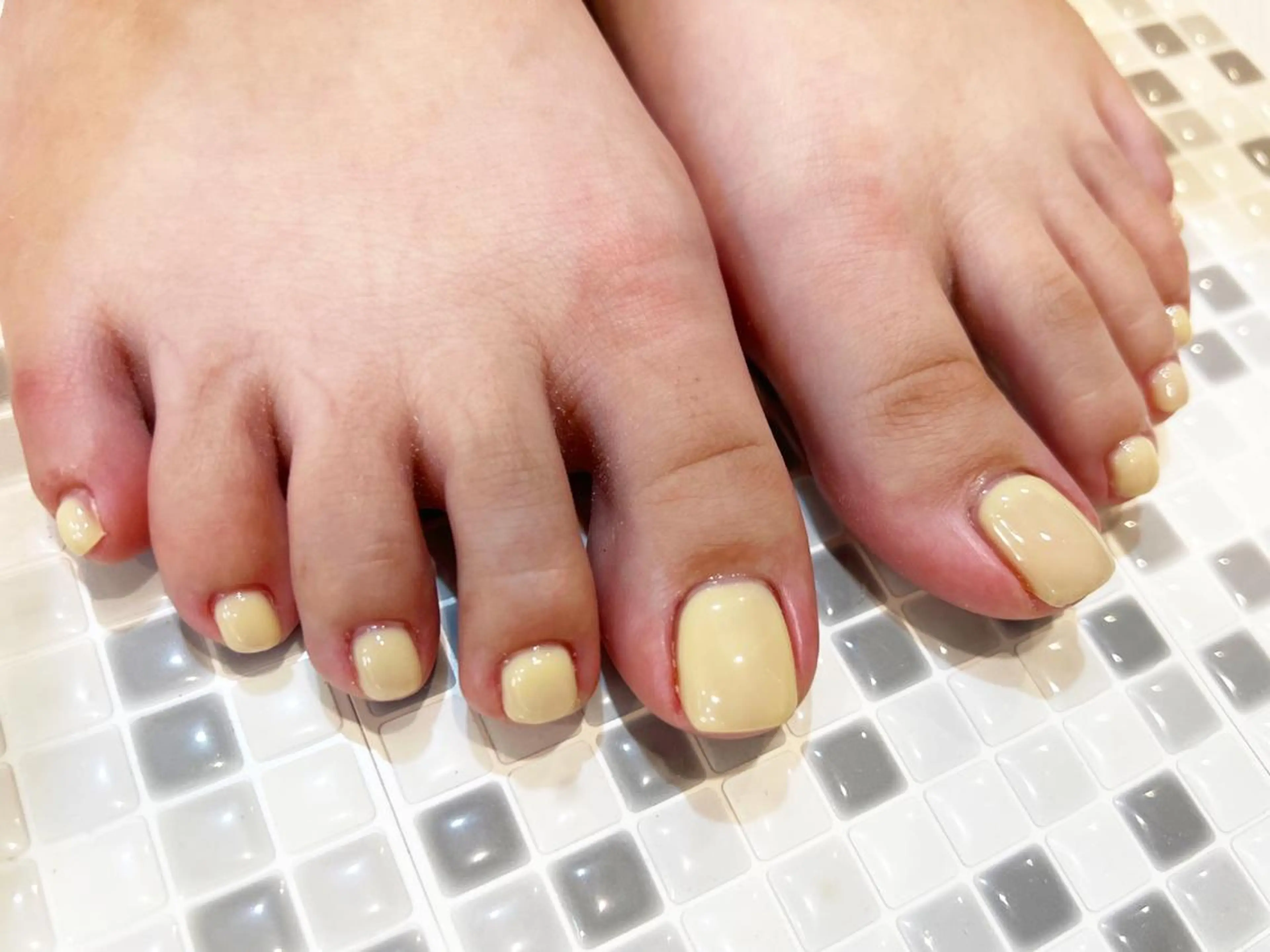 ネイル フットネイル ワンカラーネイル nailist yuiのネイルデザイン