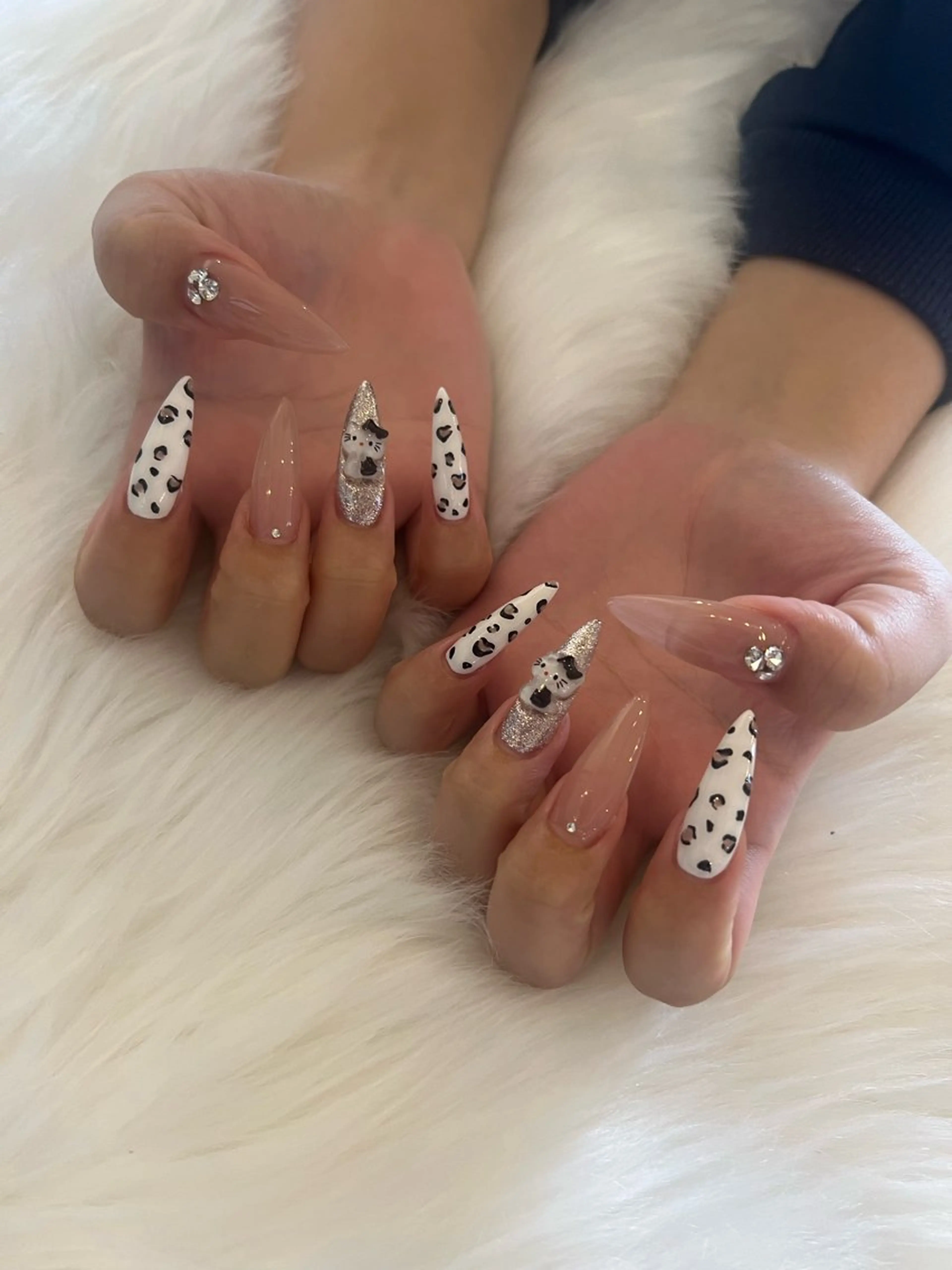 ネイル ハンドネイル ハンドケア RÊVIA (レヴィア)のネイルデザイン