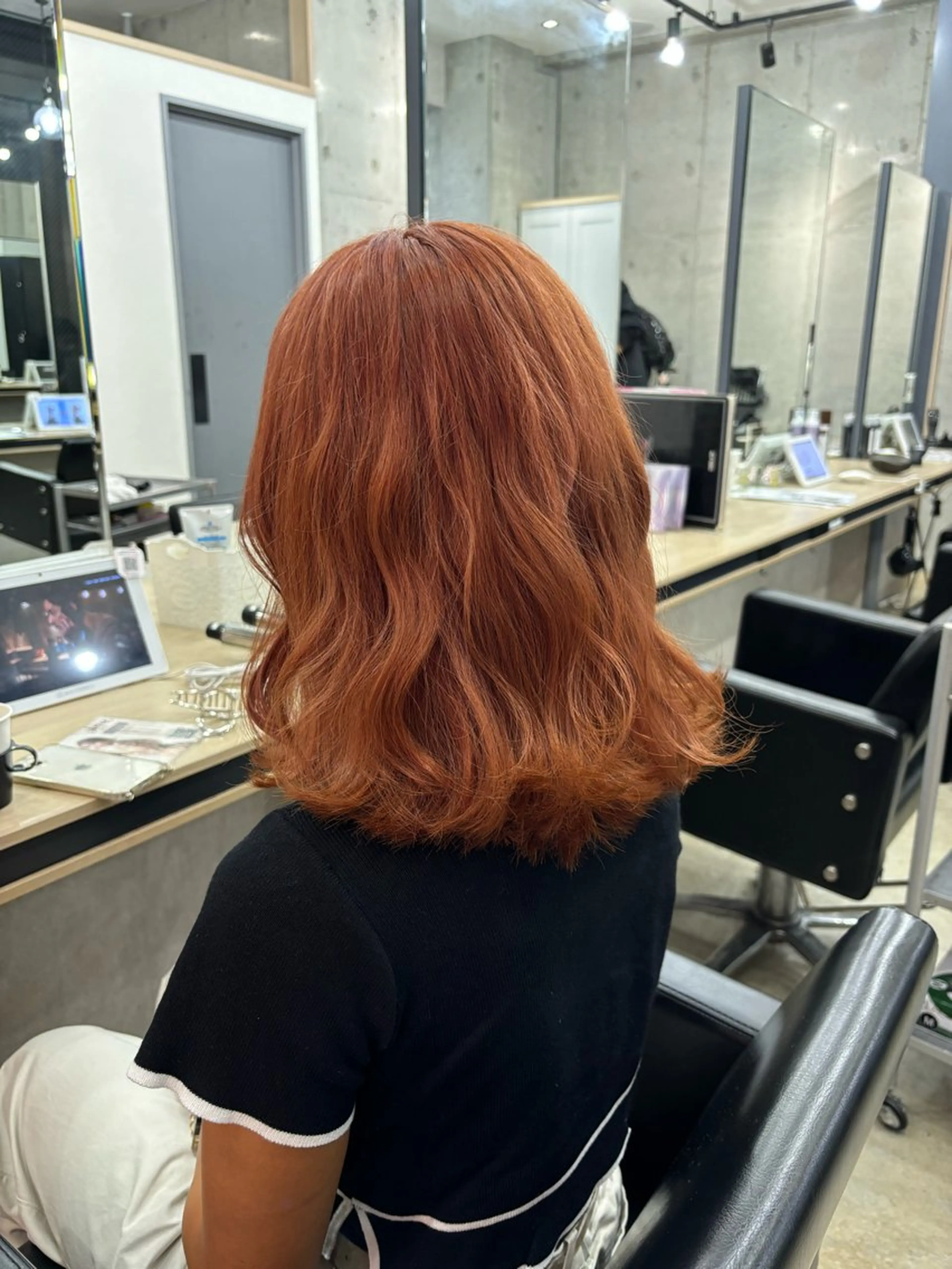 ミディアム カラー イルミナカラー カット ヘアカラー 🪽髪質改善矯正 🤍MIU🤍のヘアスタイル