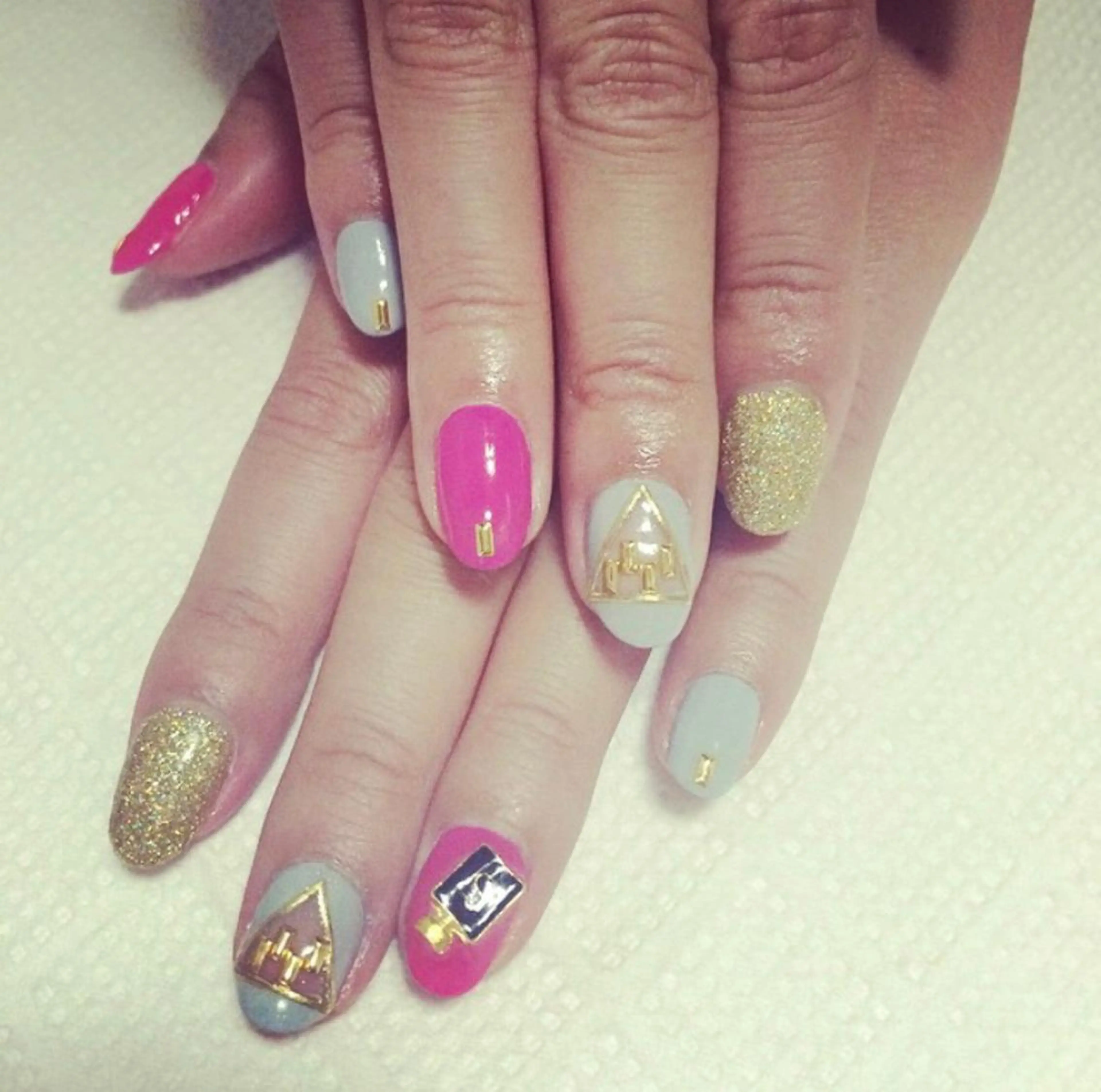 ネイル FERNA フェルナのネイルデザイン