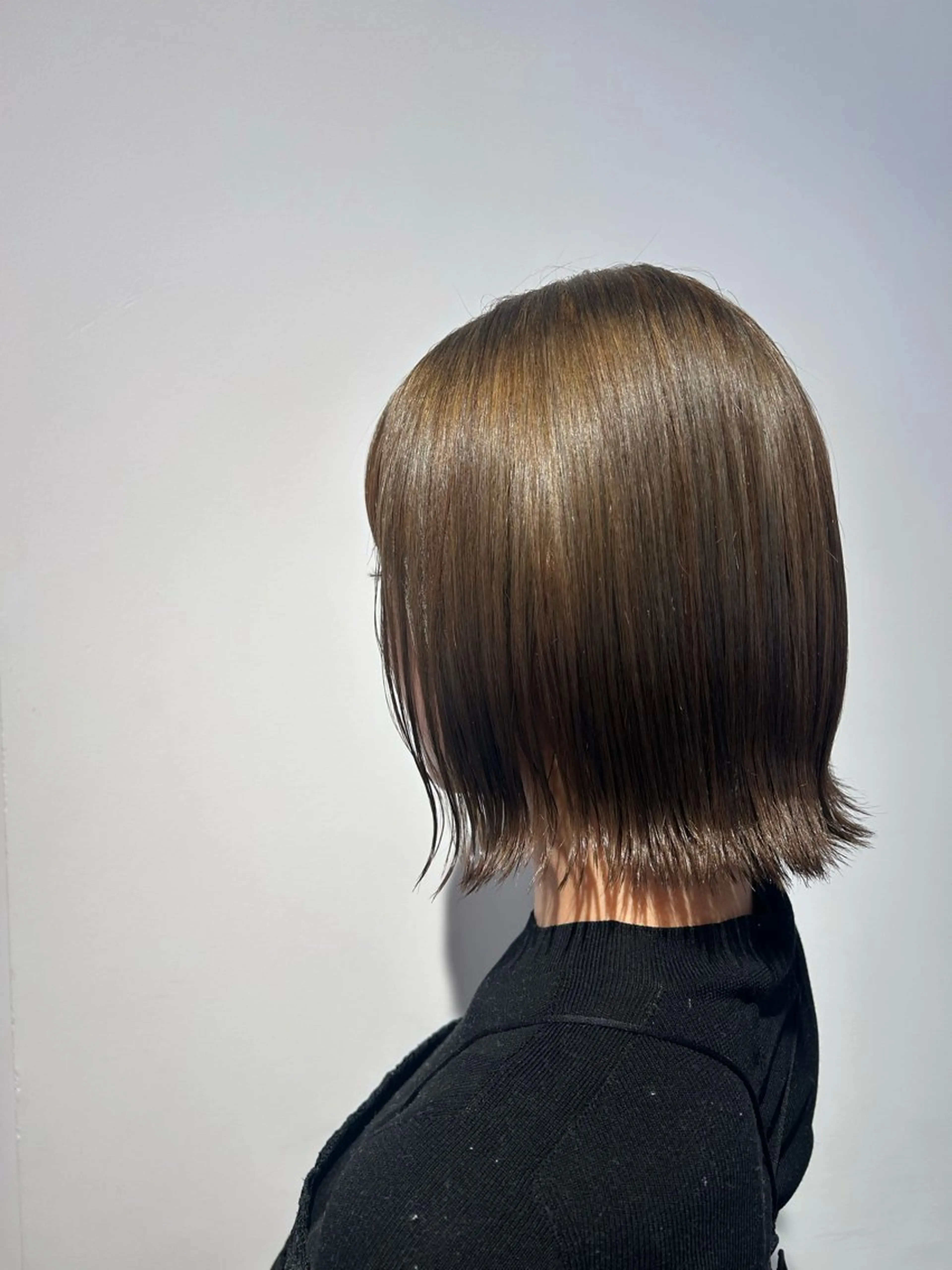 セミロング ヘアカラー トリートメント 蓮池 愛海のヘアスタイル