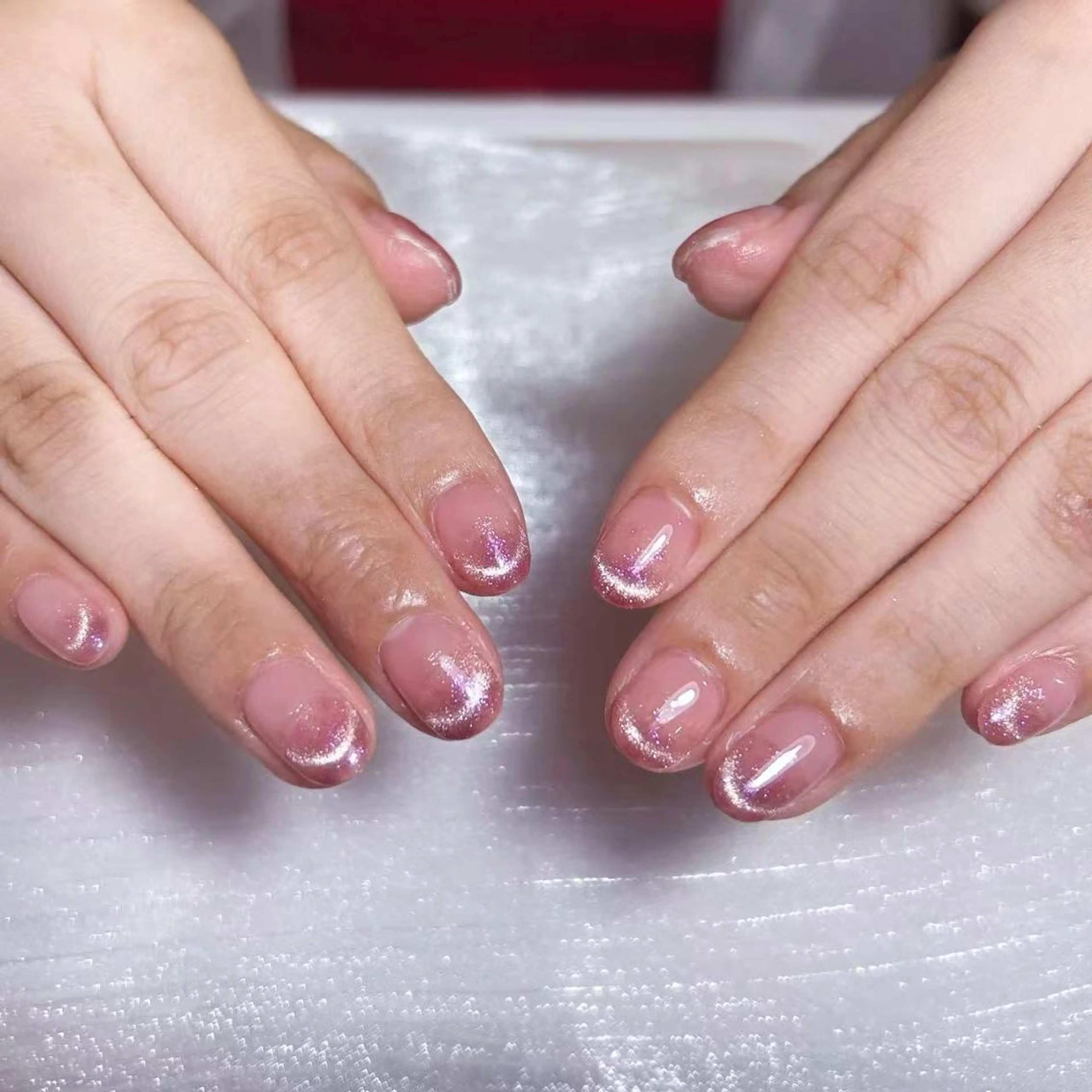 ネイル アートネイル オーロラネイル ガーリー キラキラネイル マグネットネイル ハンドネイル ハンドケア Plenty 🚢のネイルデザイン