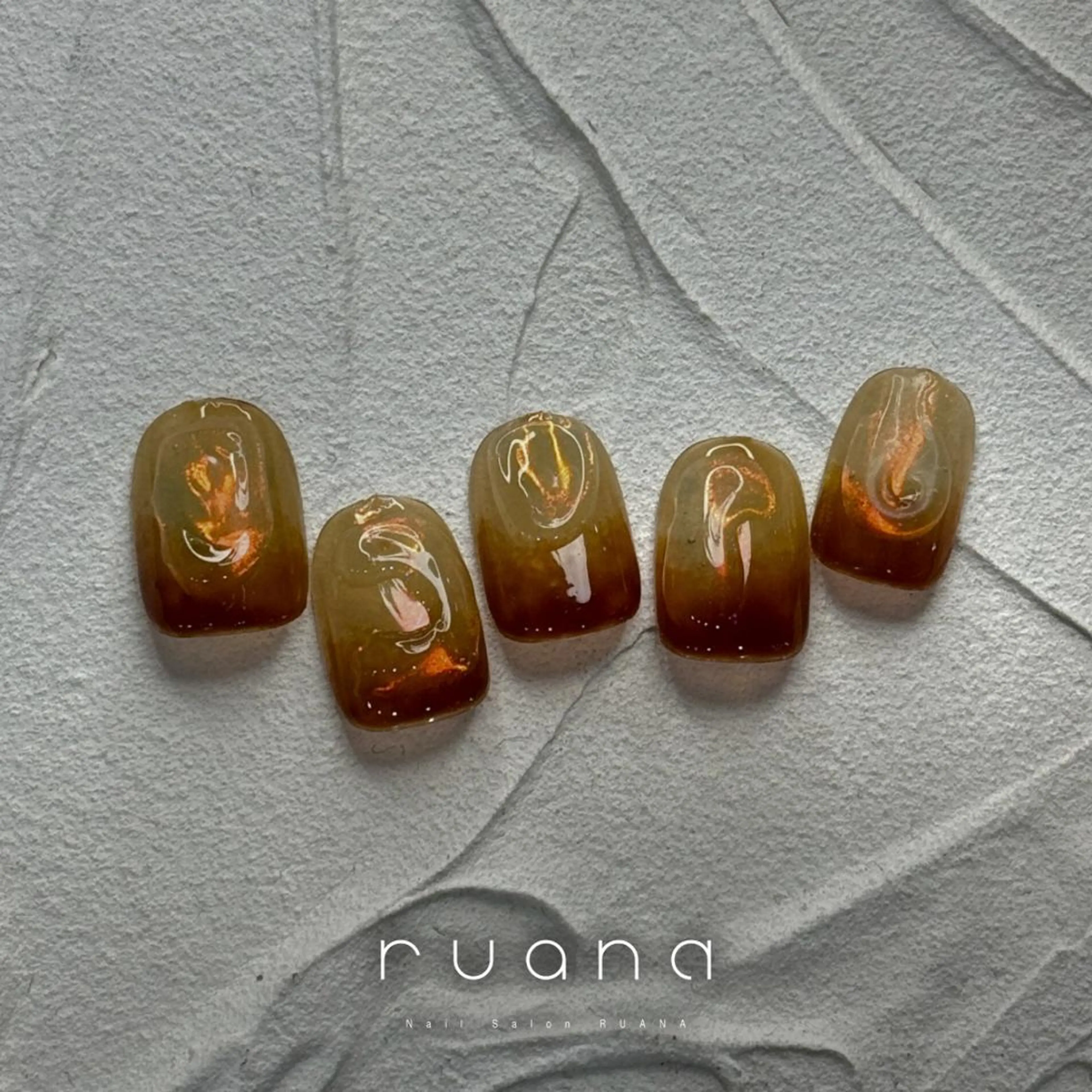 ネイル 阿武 美海のネイルデザイン