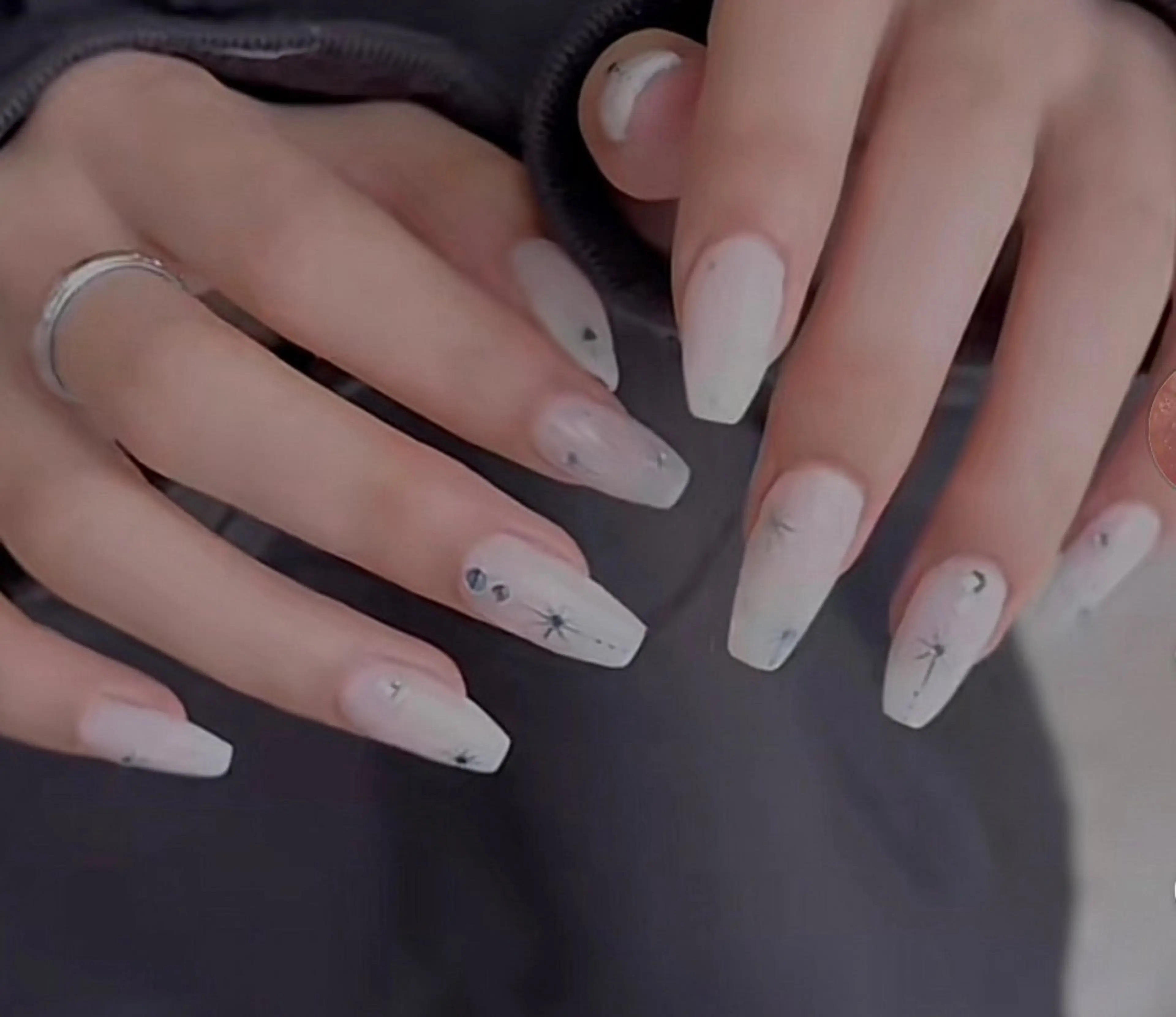 ネイル ハンドネイル ネイルサロン KARIのネイルデザイン