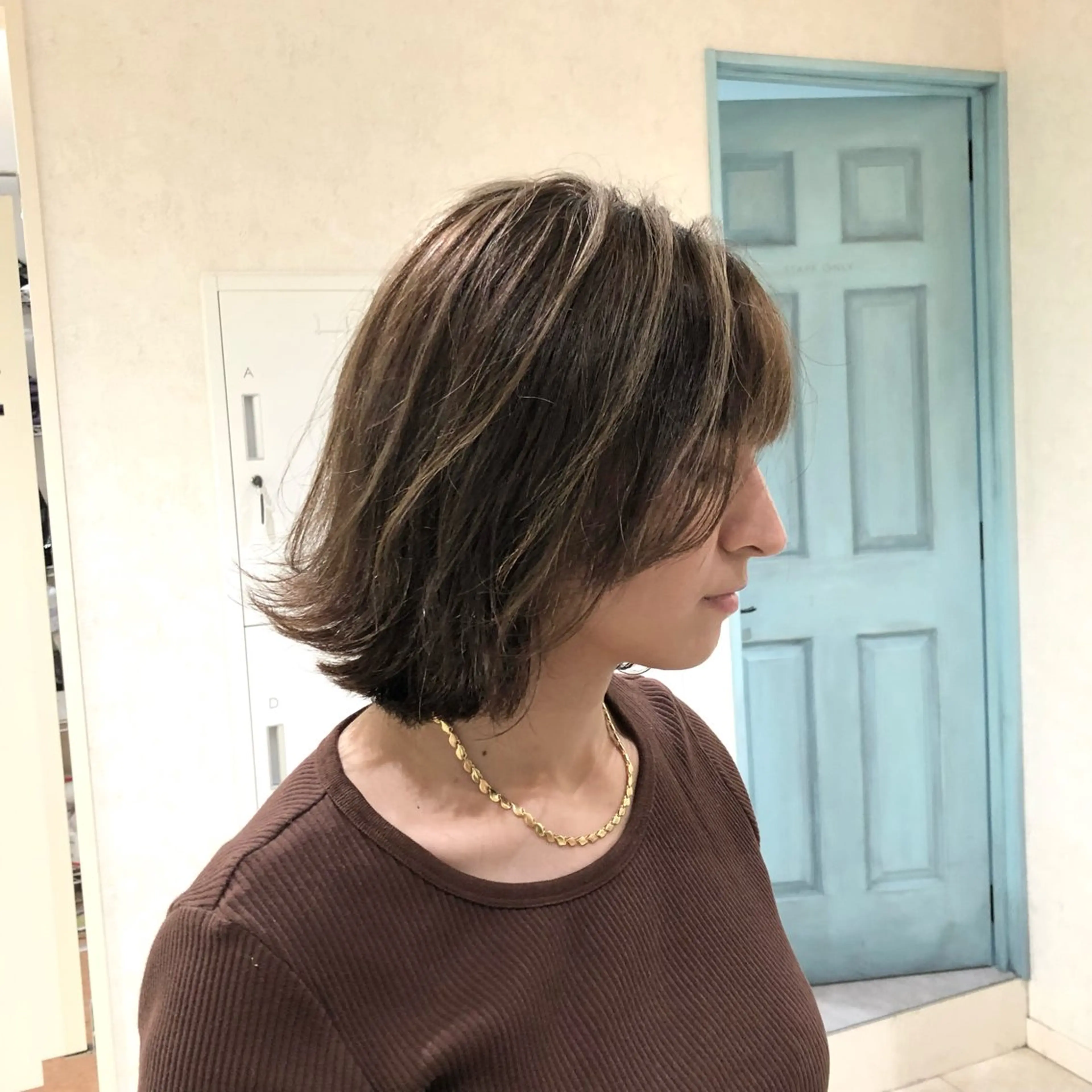 ミディアム カラー ハイライトカラー ボブ ハイライト 海外風レイヤーカット 👑店長　平松　由のヘアスタイル