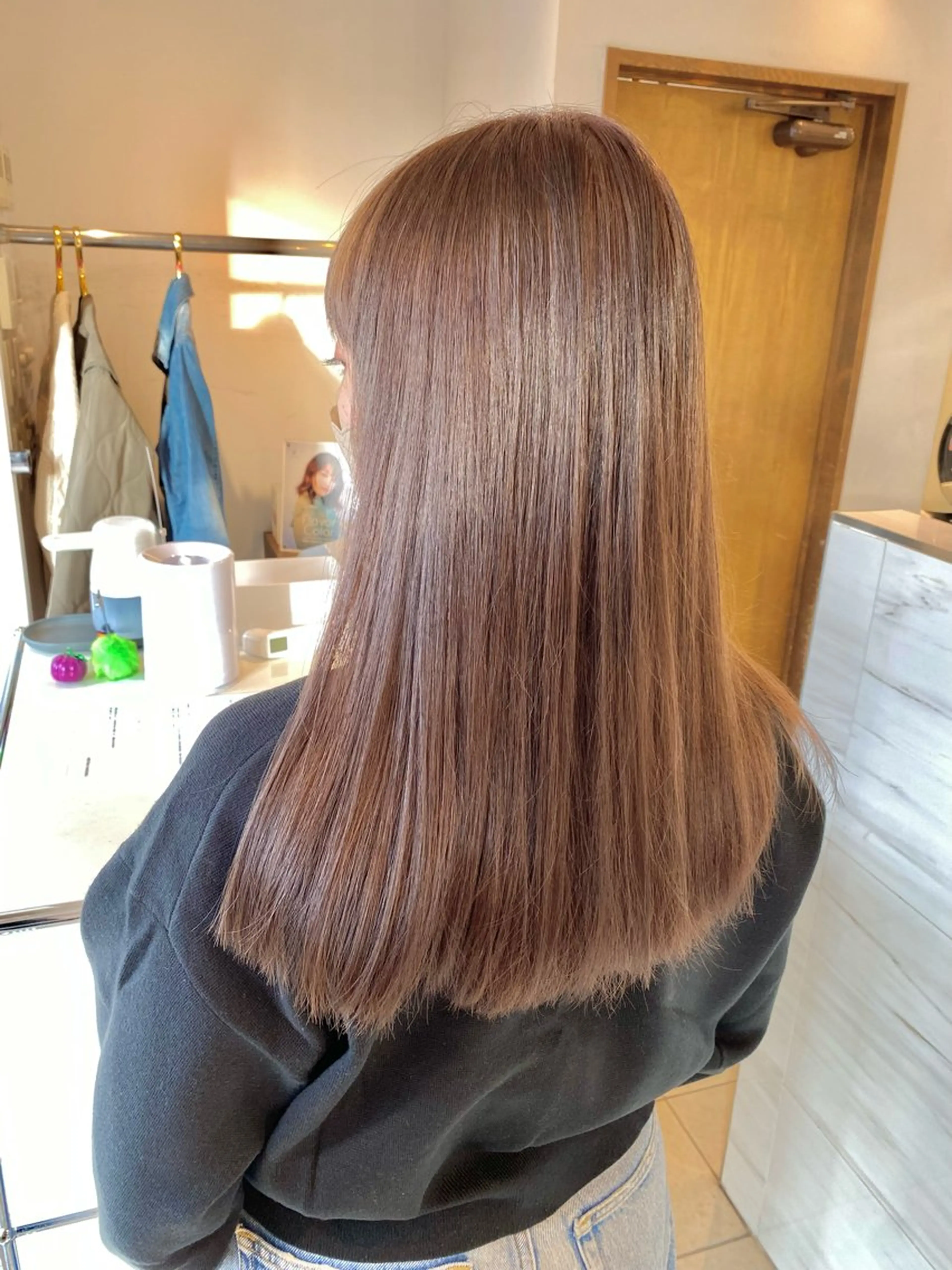 カラー 森 桃菜のヘアスタイル