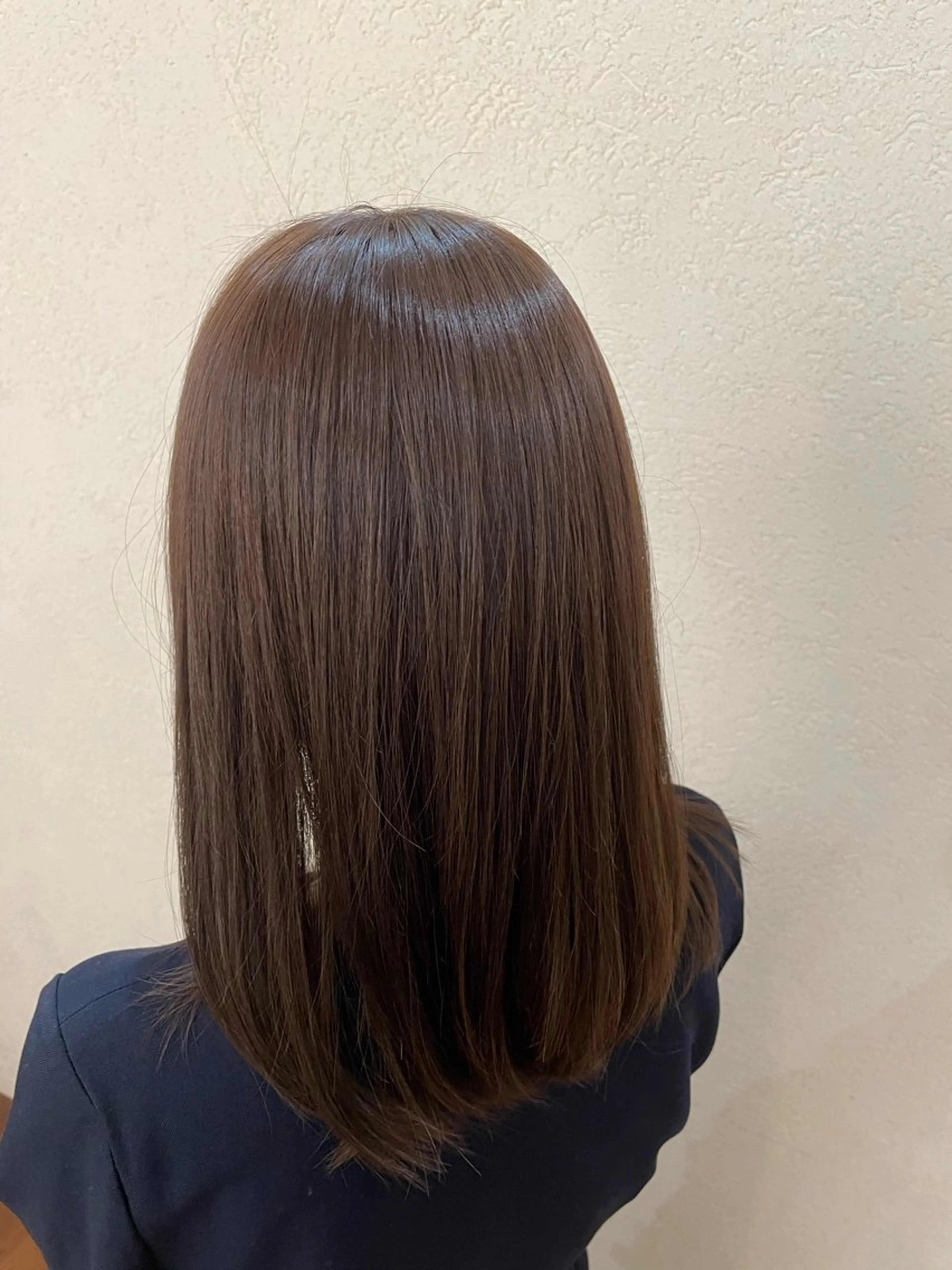 ロング カラー ベージュカラー グレージュ 藤田 郁弥のヘアスタイル