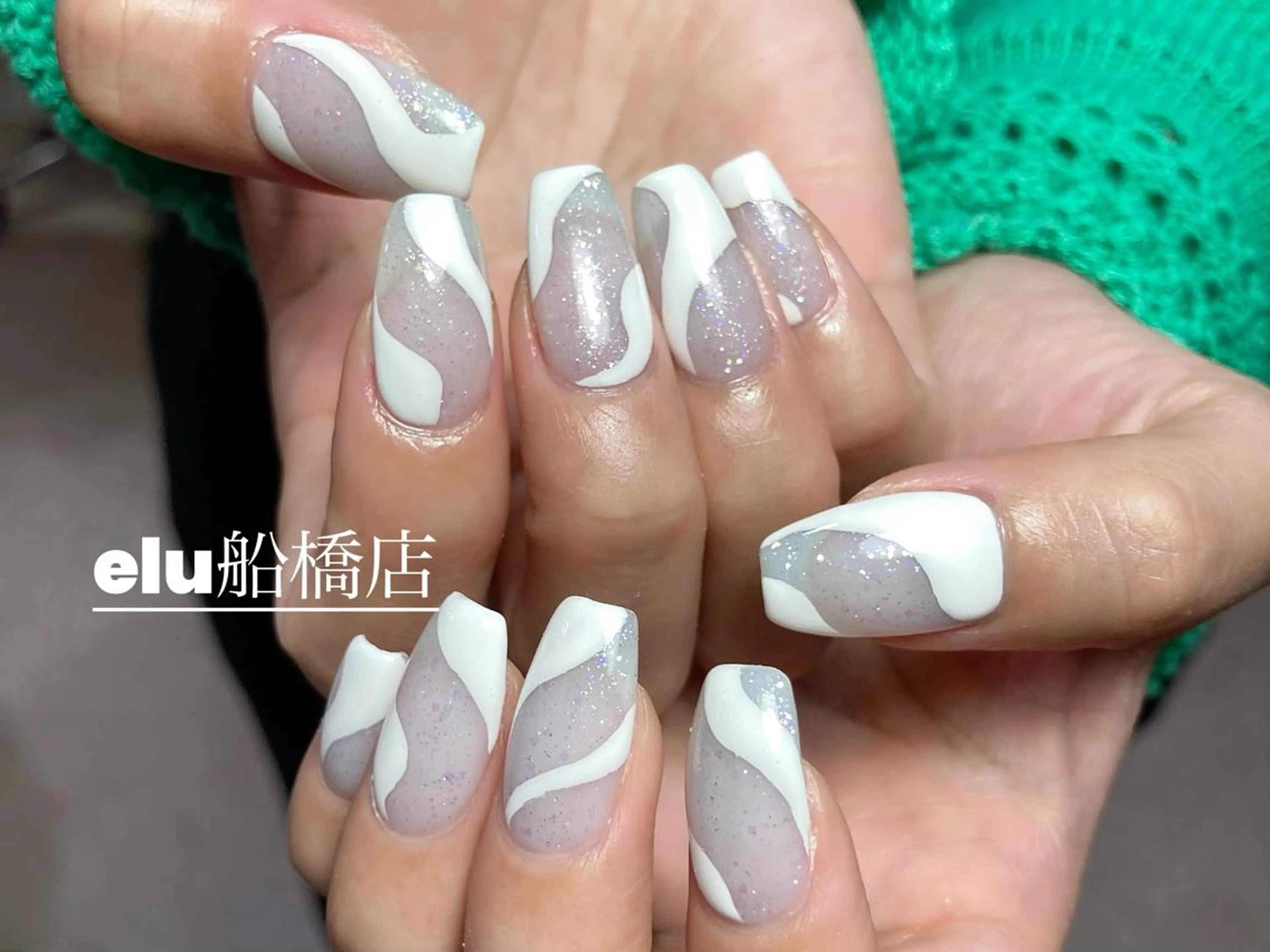 ネイル elu ：nail＆eyeのネイルデザイン