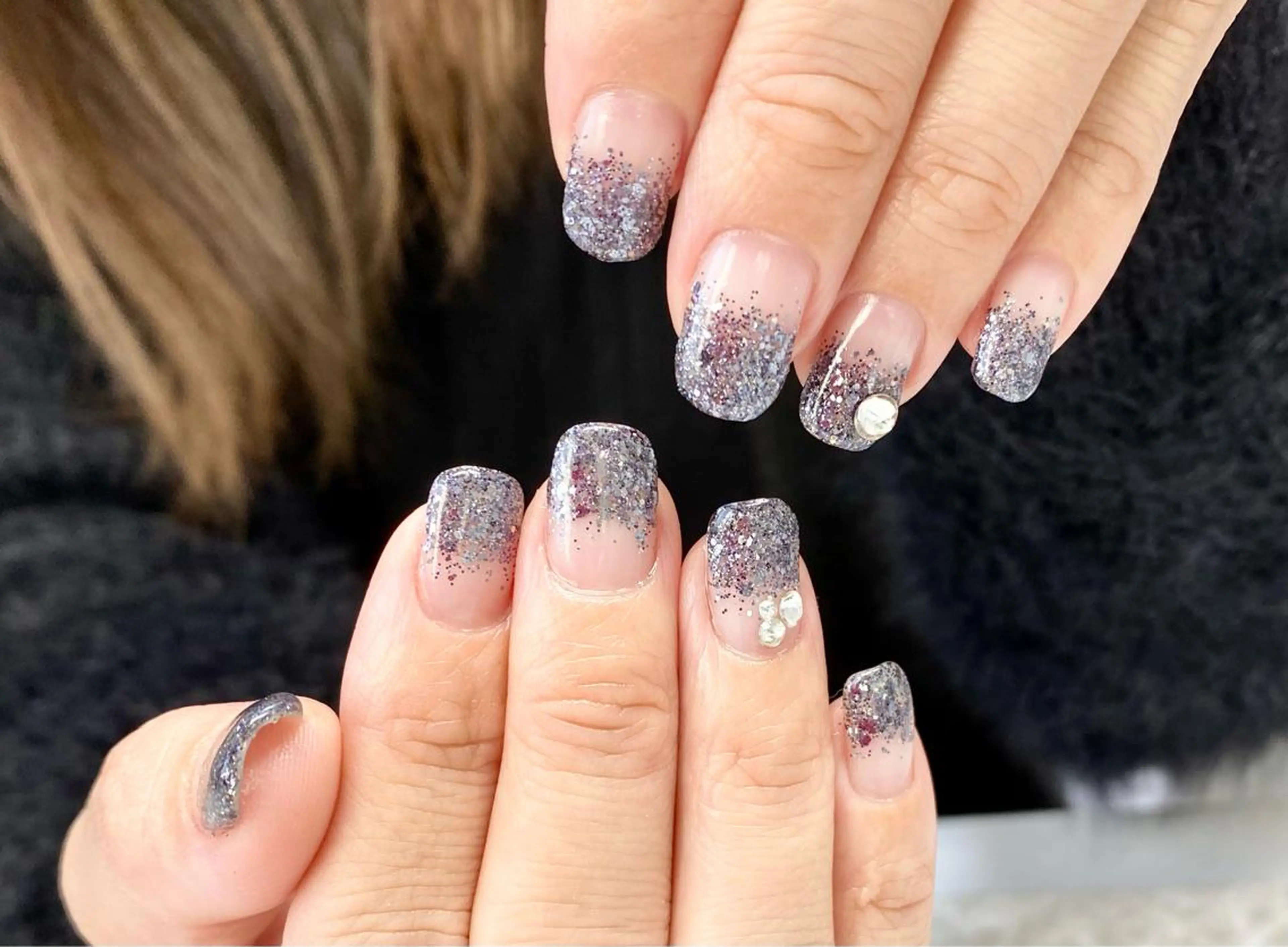 ネイル ストーンネイル ハンドネイル ゆぴねいる yupinailのネイルデザイン