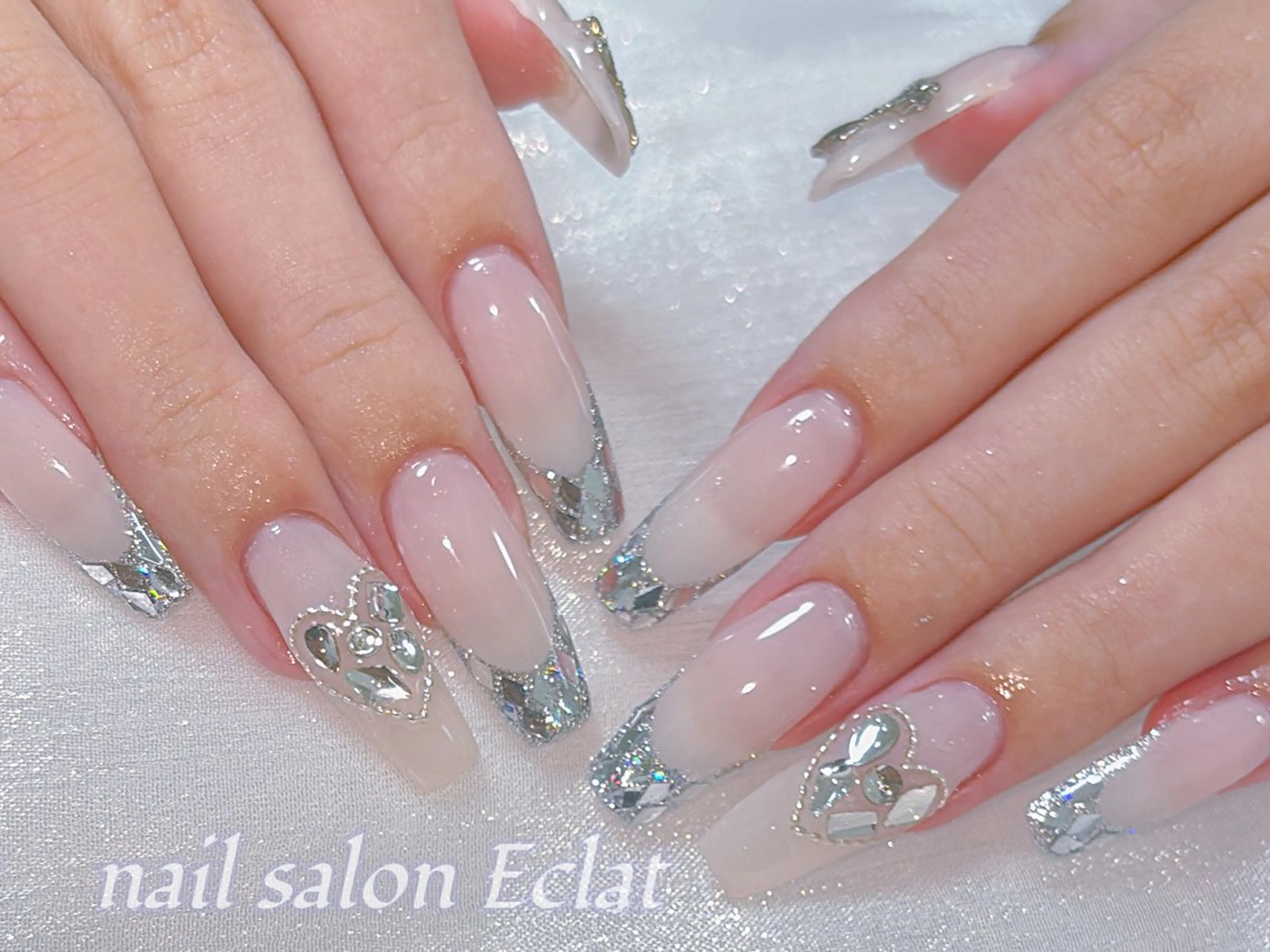 ネイル ネイルサロンエクラ 🫧Shizukaのネイルデザイン