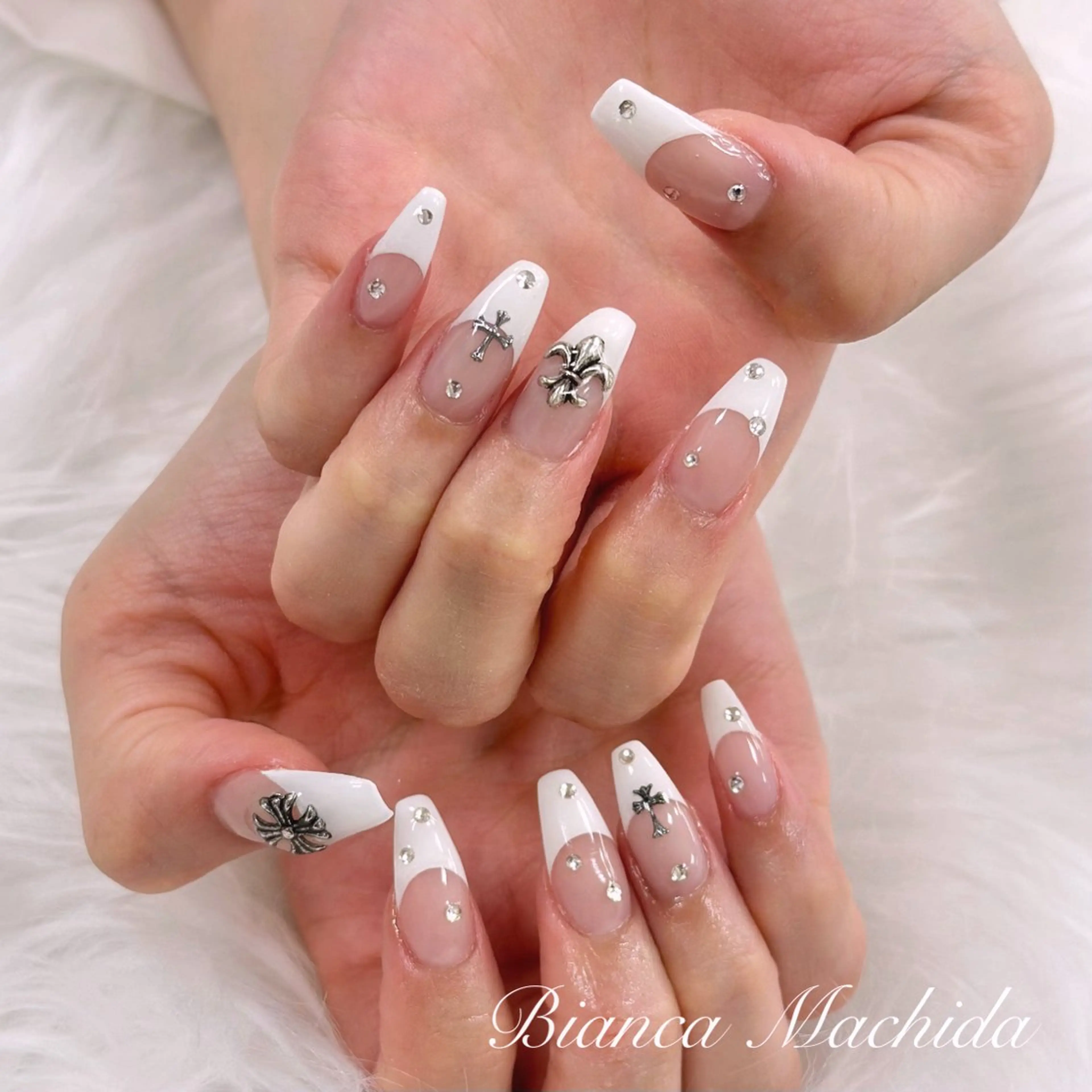 ネイル ハンドネイル Bianca👼🏻 OIKAWAのネイルデザイン