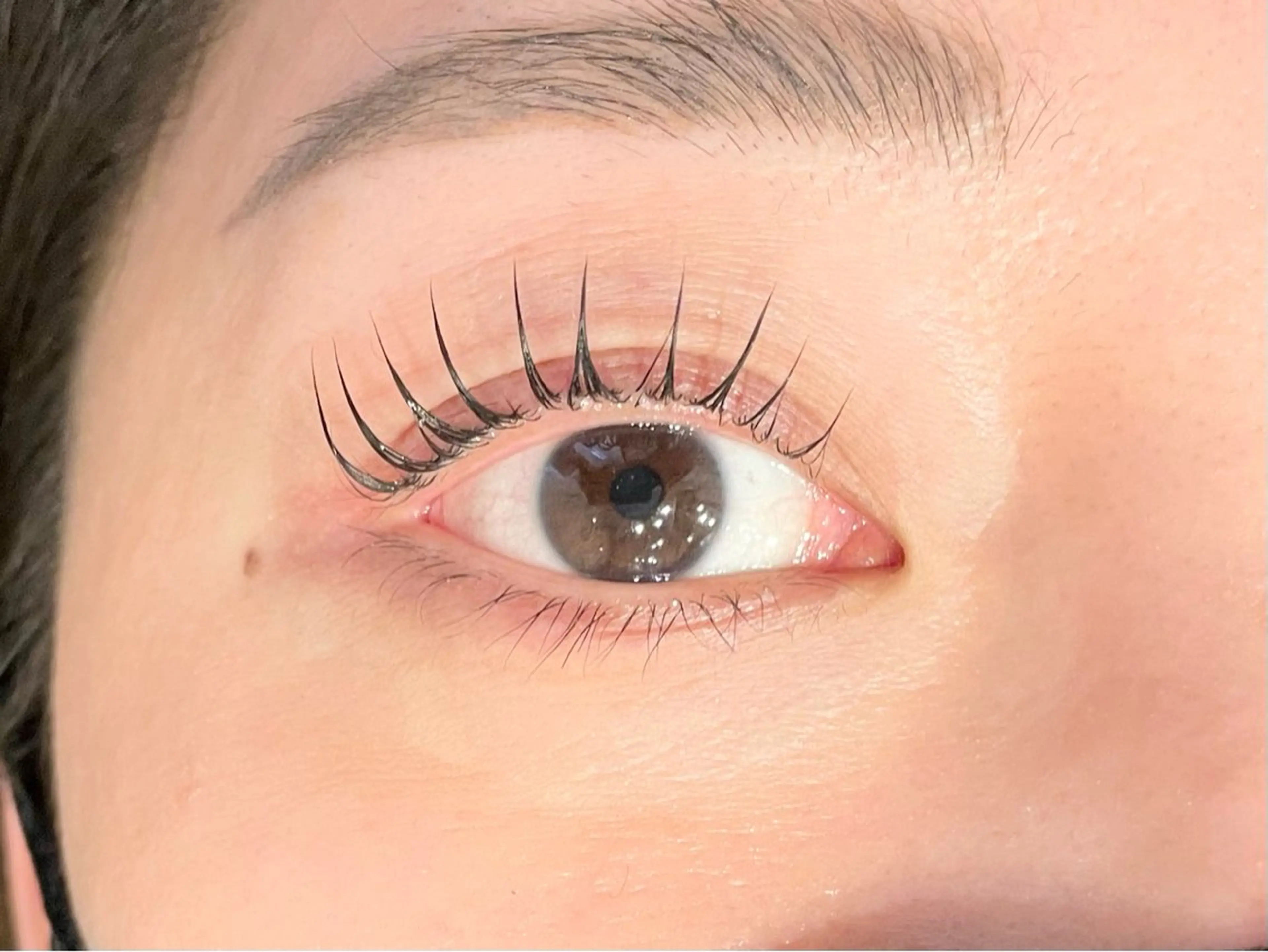 マツエク・マツパ パリジェンヌラッシュリフト ジョイエ 梅田店所属・joie 梅田のマツエク・マツパデザイン