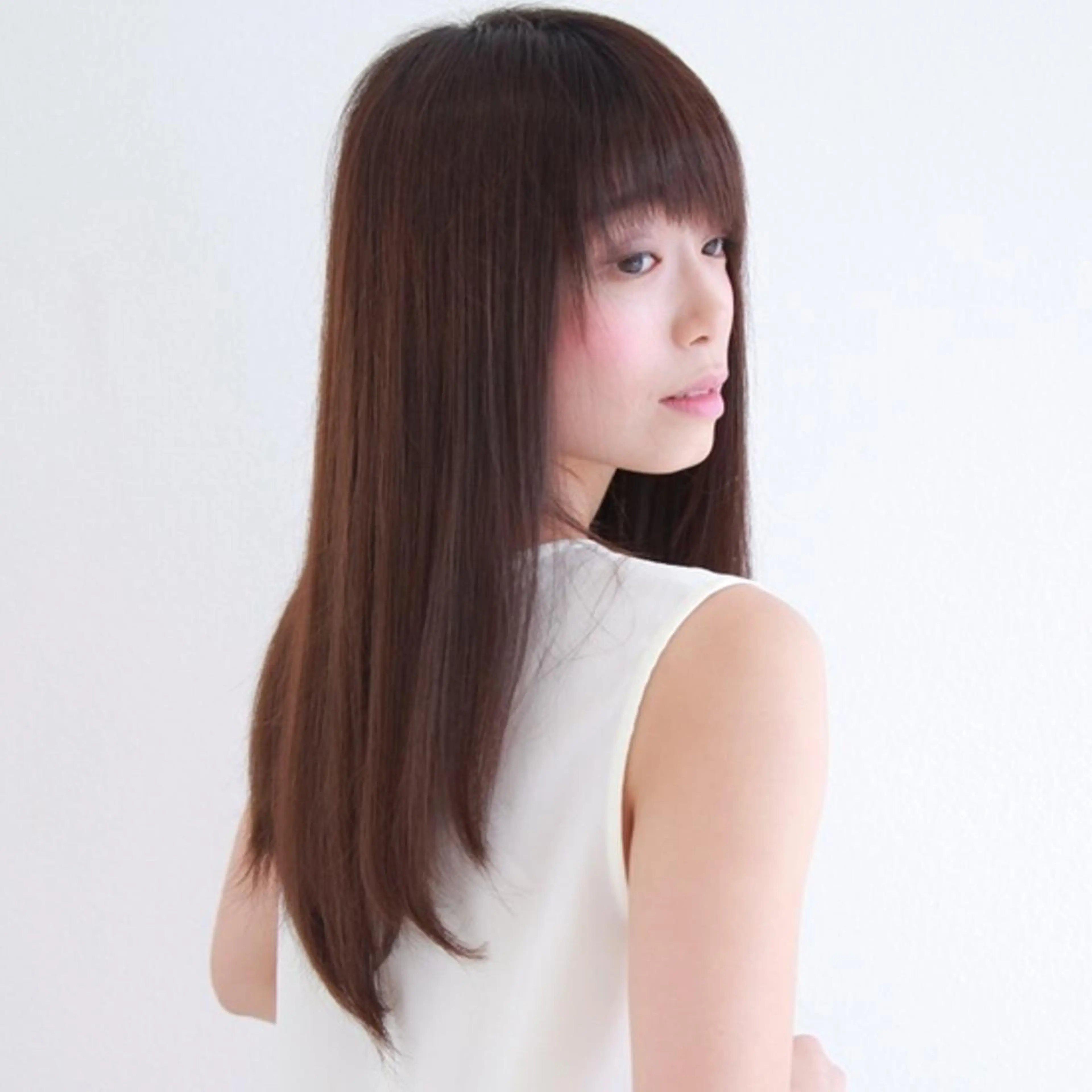 ロング 中林 由佳のヘアスタイル