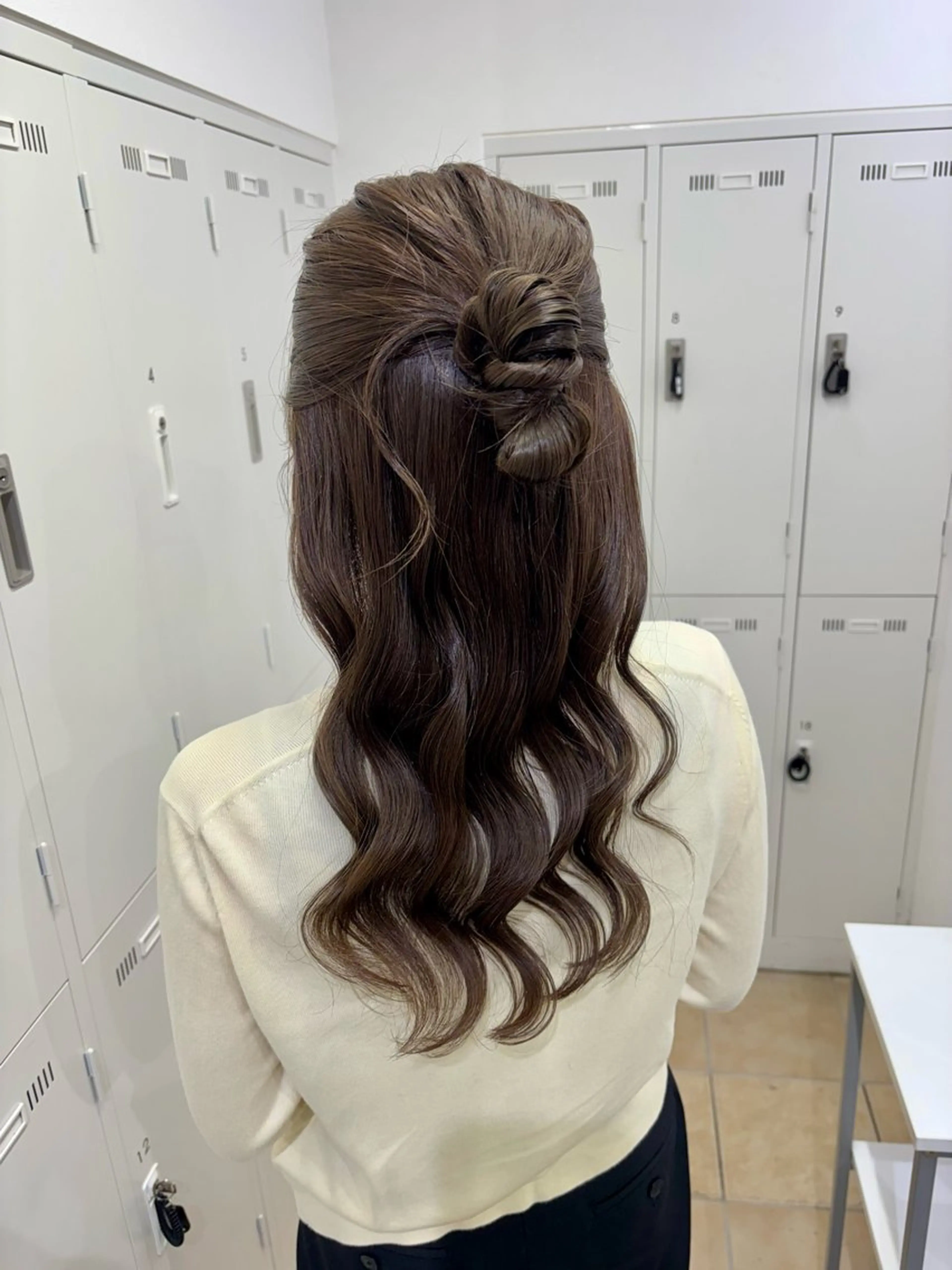 セミロング ヘアアレンジ ハーフアップ ヘアセット 西山梨々【5/1〜 復帰致します🌼】のヘアスタイル