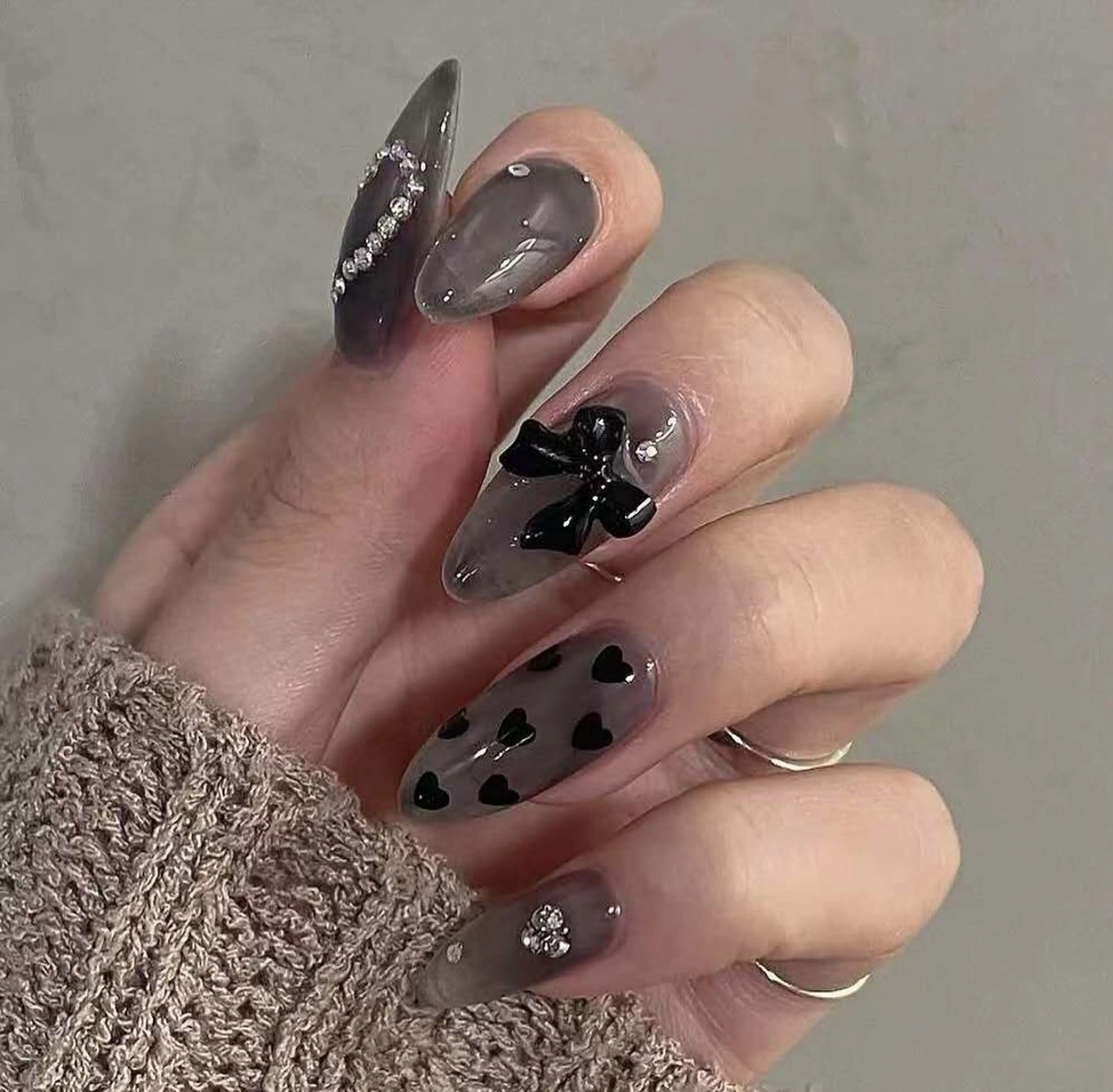 ネイル オーロラネイル フラワーネイル フットネイル フレンチネイル ジェルネイル ハンドネイル Oomiya 服部のネイルデザイン