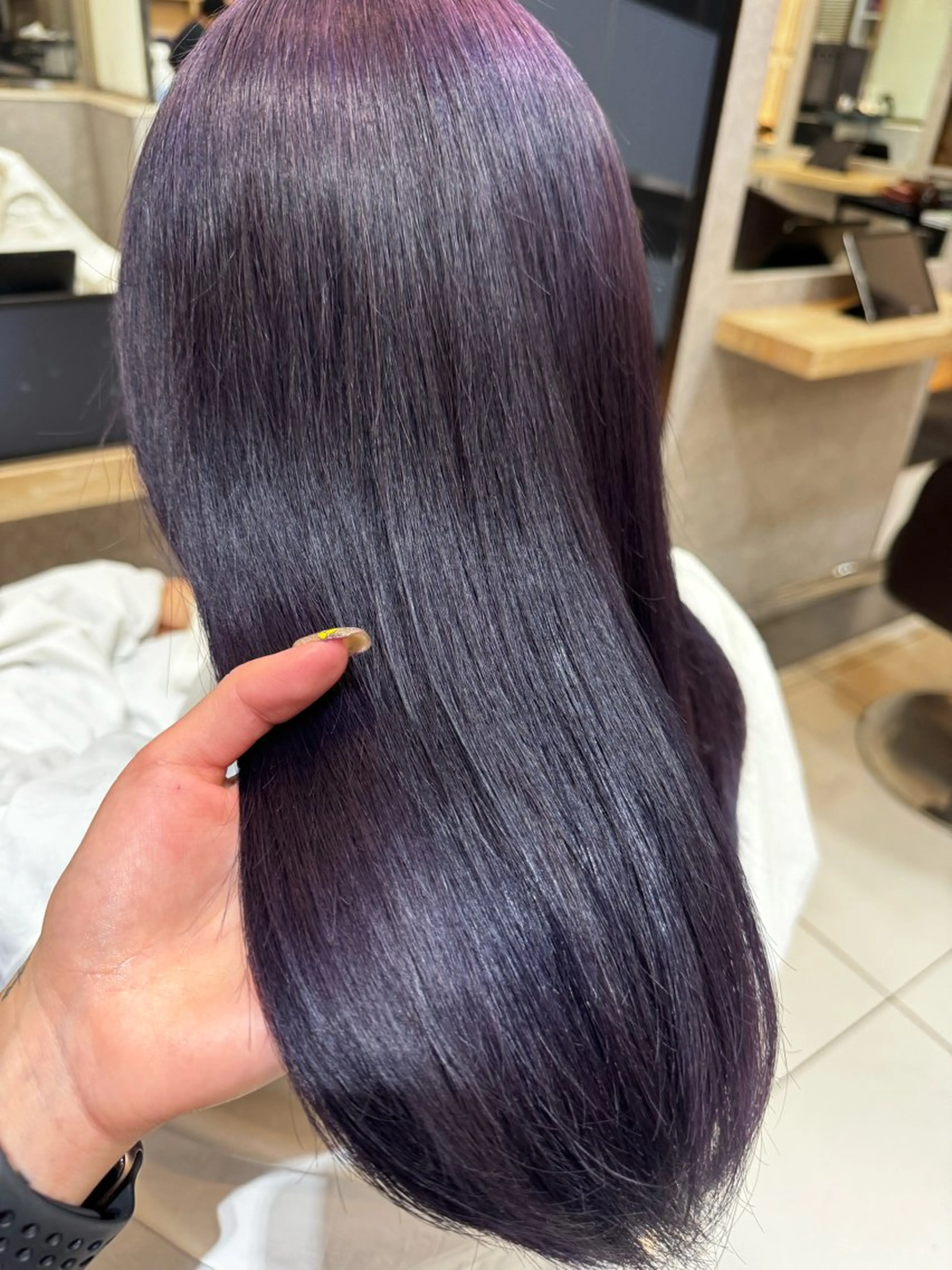 セミロング カラー バイオレットカラー カット ヘアカラー トリートメント beaute錦糸町 🦖⋆͛yuka💚のヘアスタイル