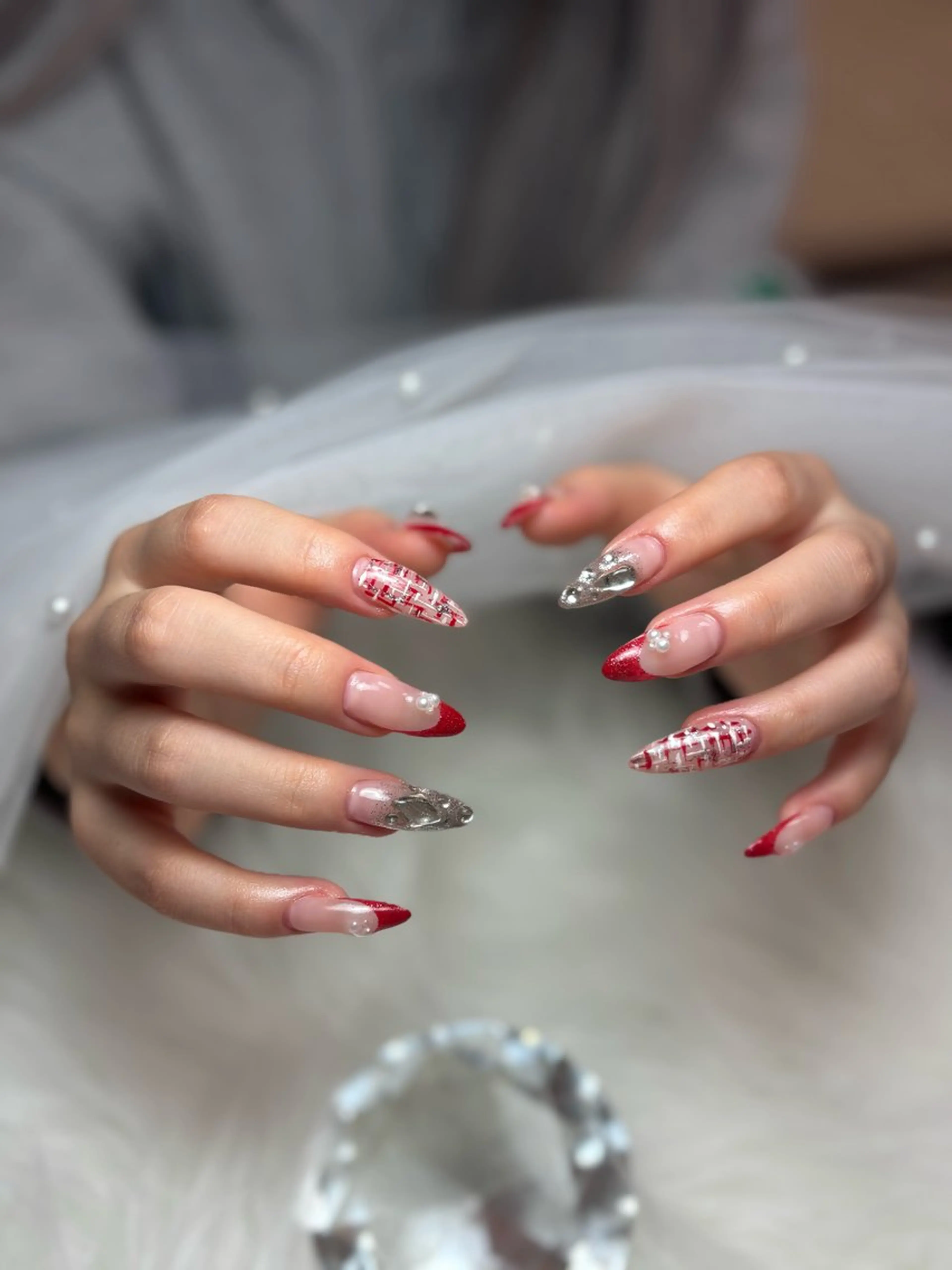 ネイル 赤色 ツイードネイル 冬ネイル クリスマス ハンドネイル N / misakiのネイルデザイン