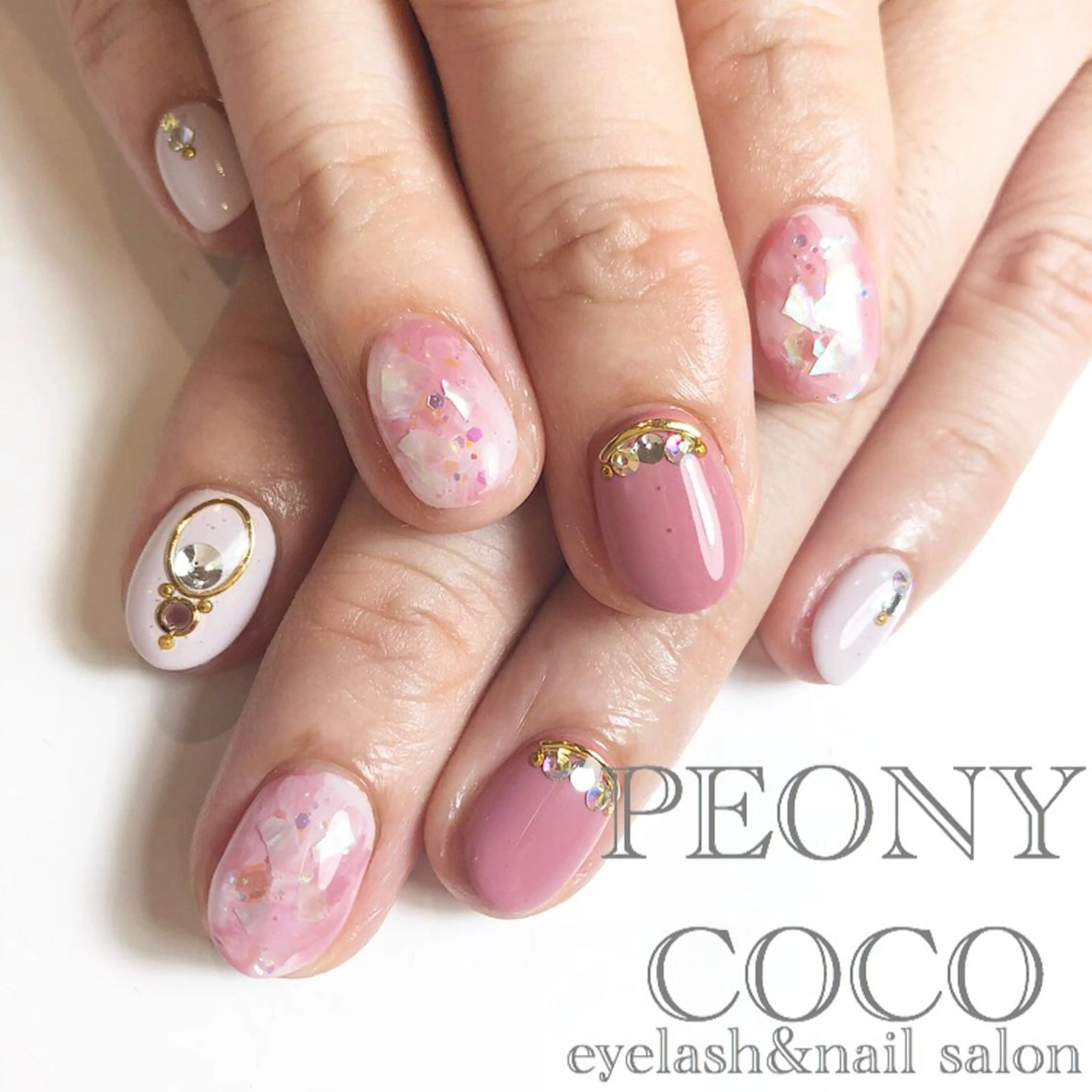 ミディアム ネイル マツエク・マツパ STELLA 大西南帆のマツエク・マツパデザイン