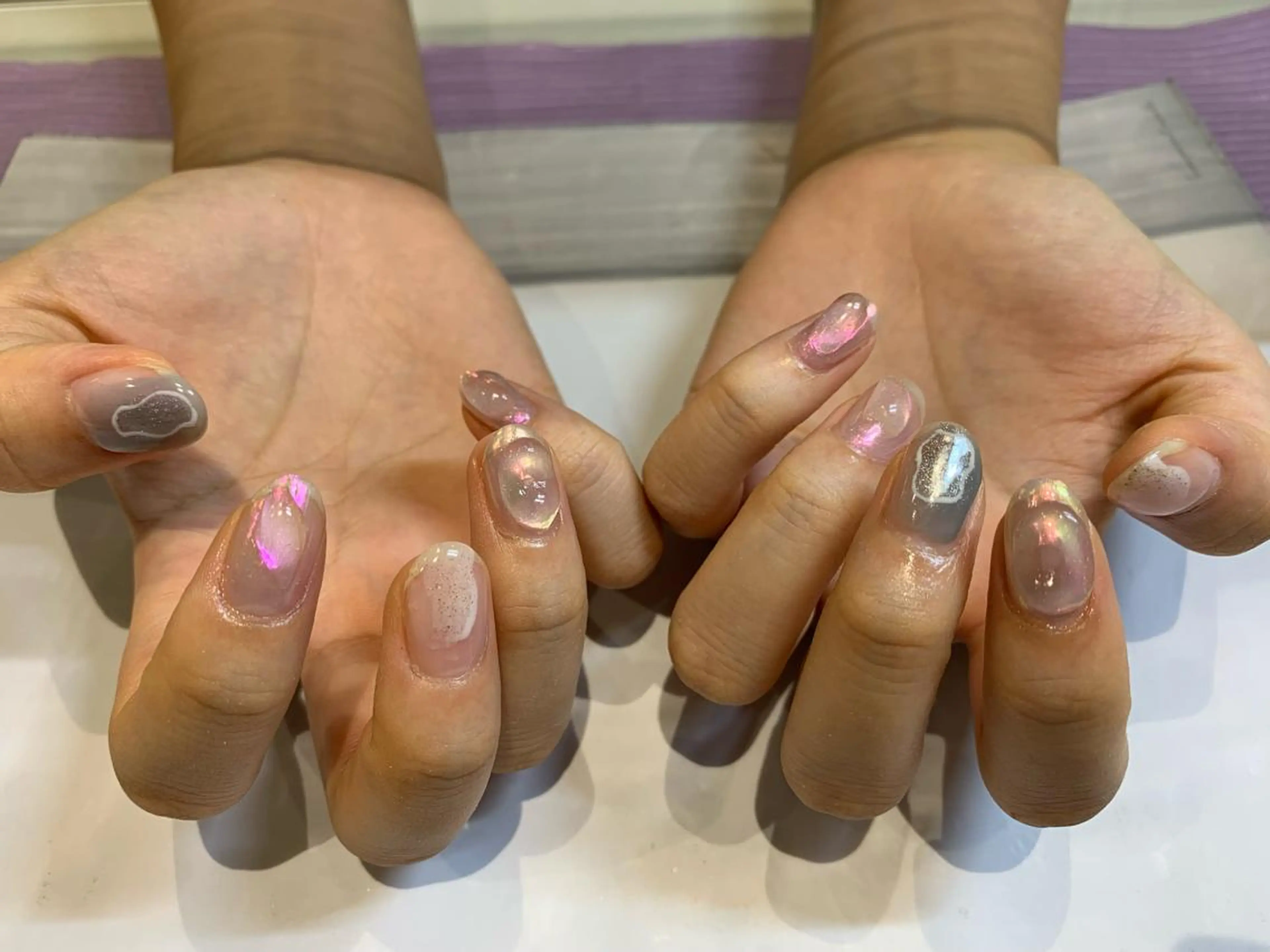 ネイル クリアネイル マキノ ユイのネイルデザイン