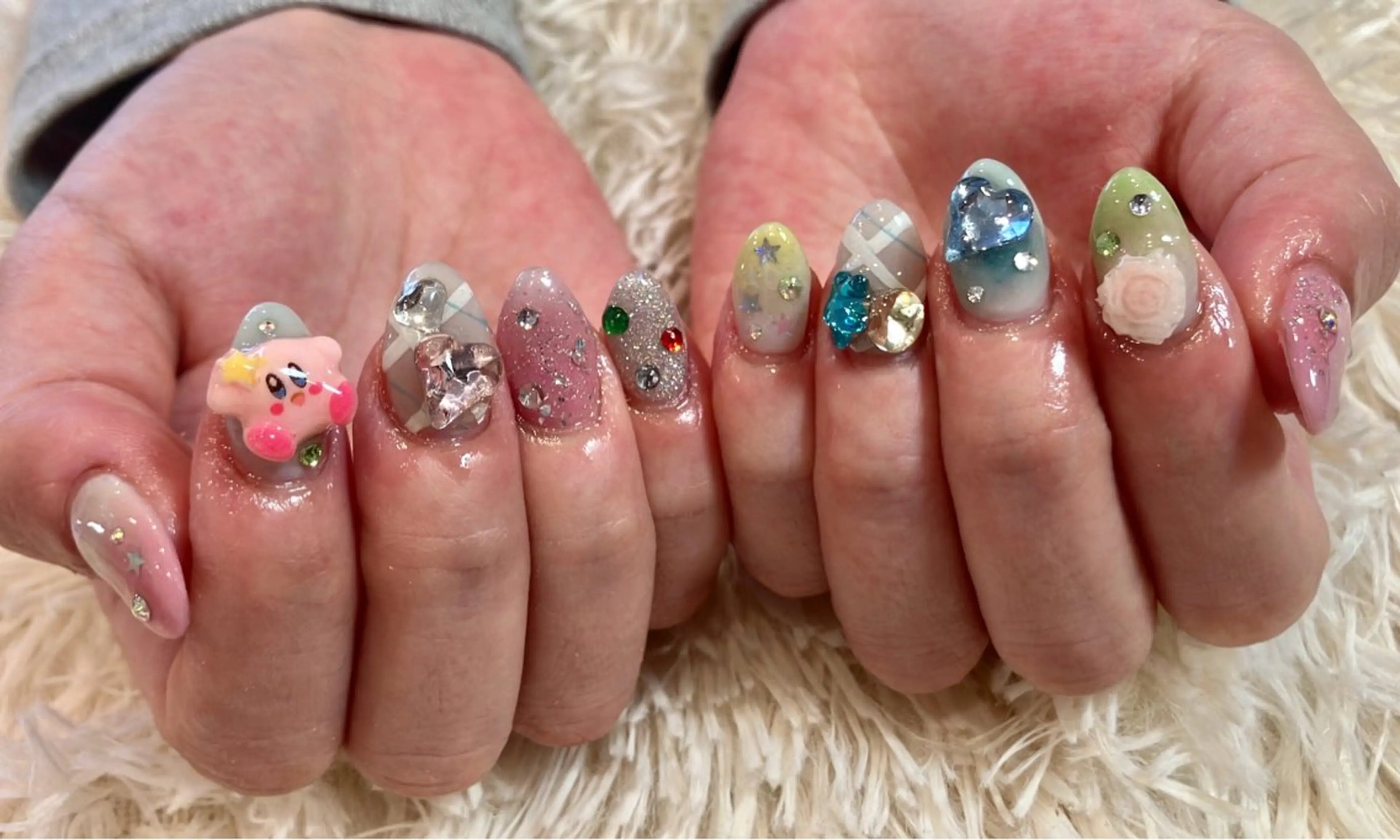 ネイル ハンドネイル たまプラーザ ANZUのネイルデザイン