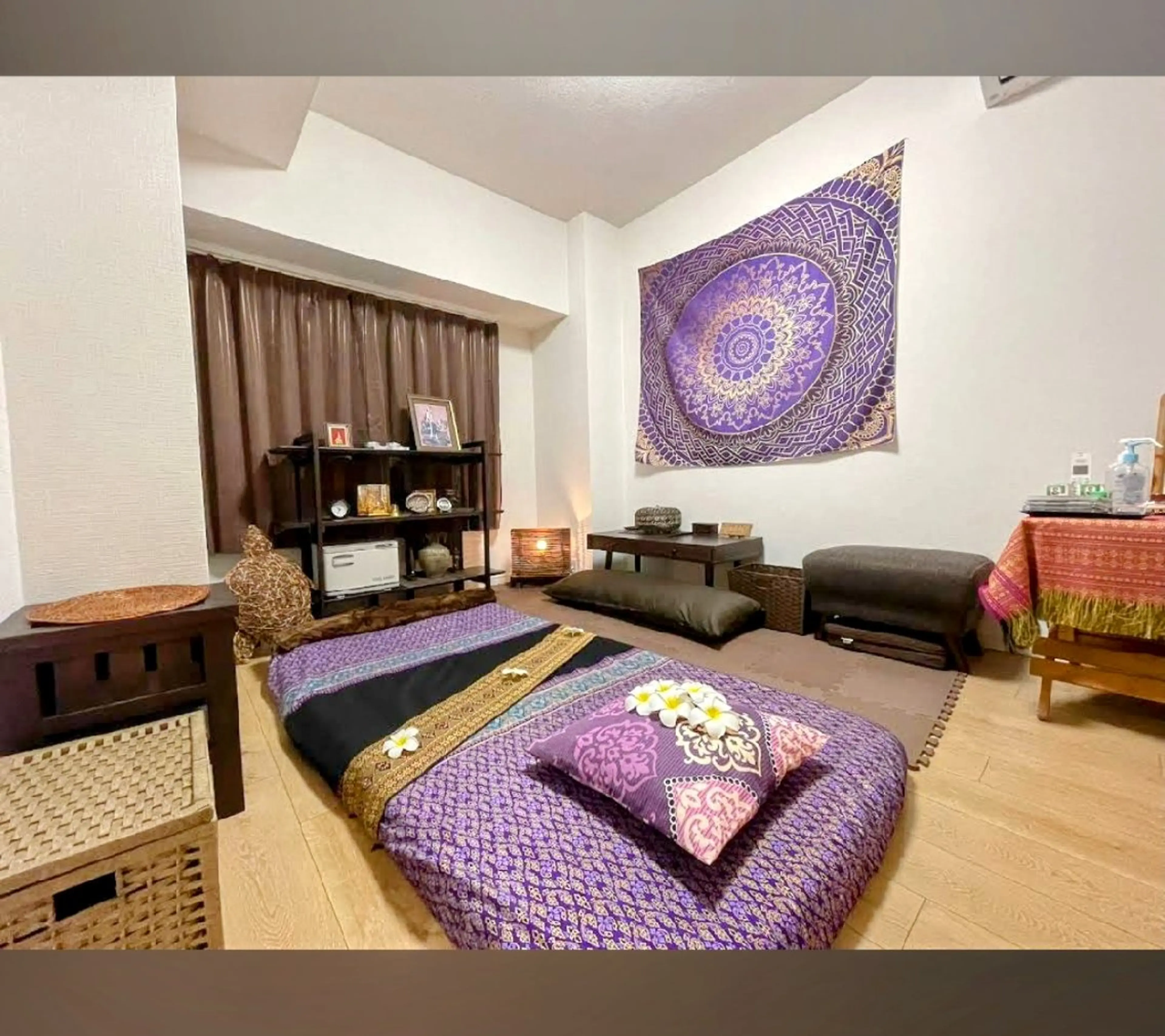 千葉家蘭磨ネイル♣所属・千葉家蘭磨ネイル♣と タイ古式マッサージのネイルデザイン