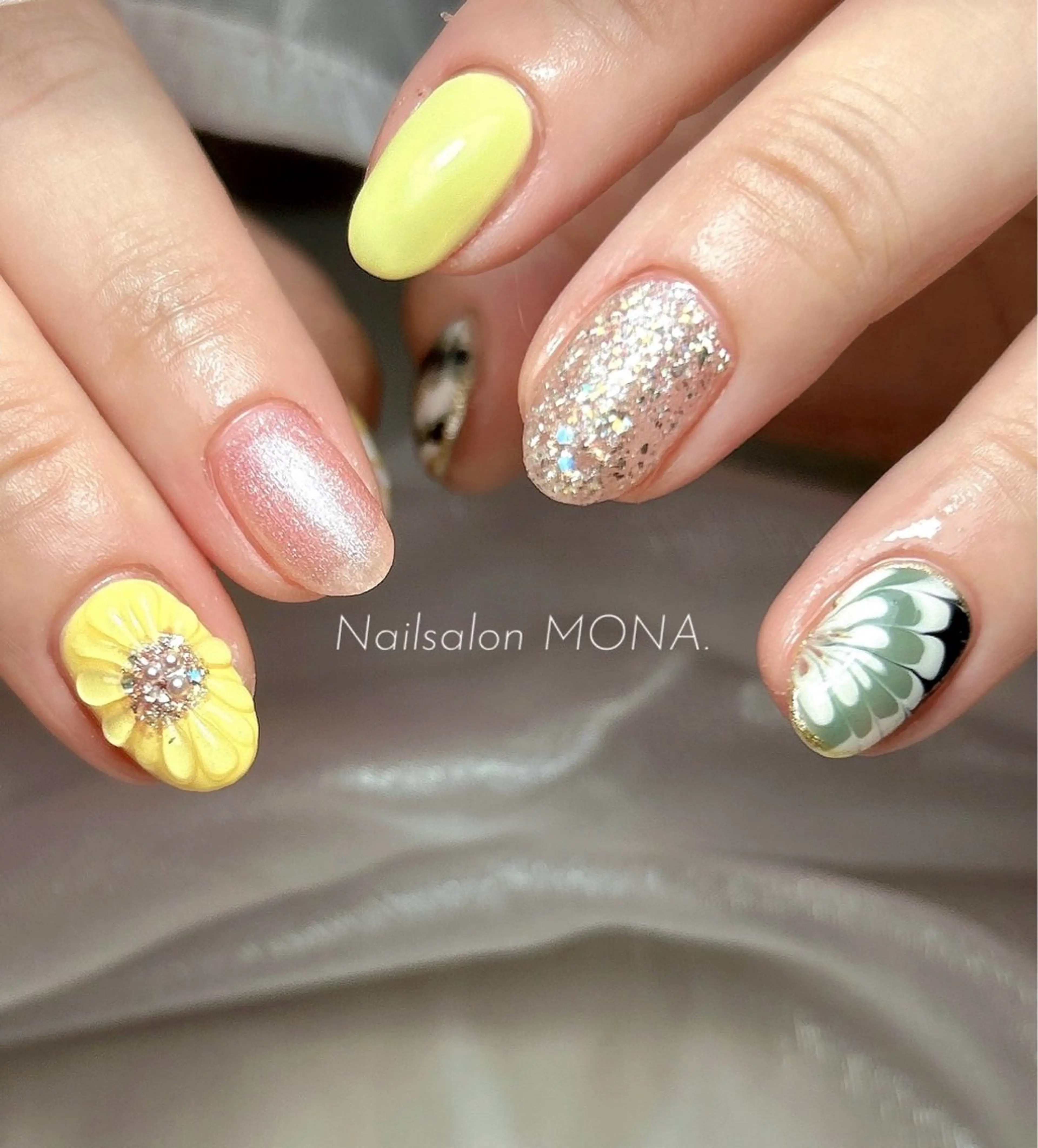 ネイル アートネイル クリアネイル ピーコックネイル ぷっくりネイル ハンドネイル Nailsalon MONA.のネイルデザイン
