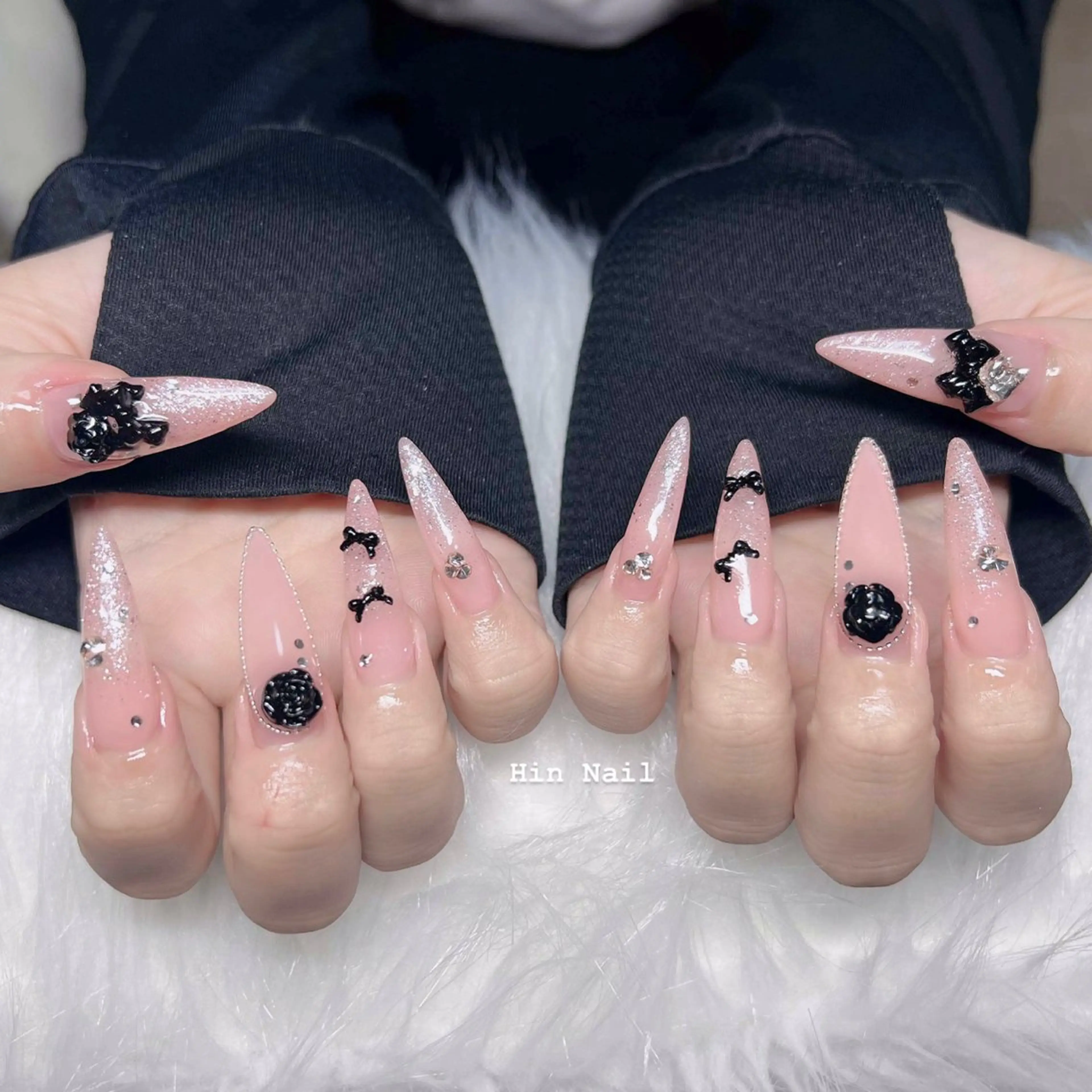 ネイル ハンドネイル HIN NAILのネイルデザイン
