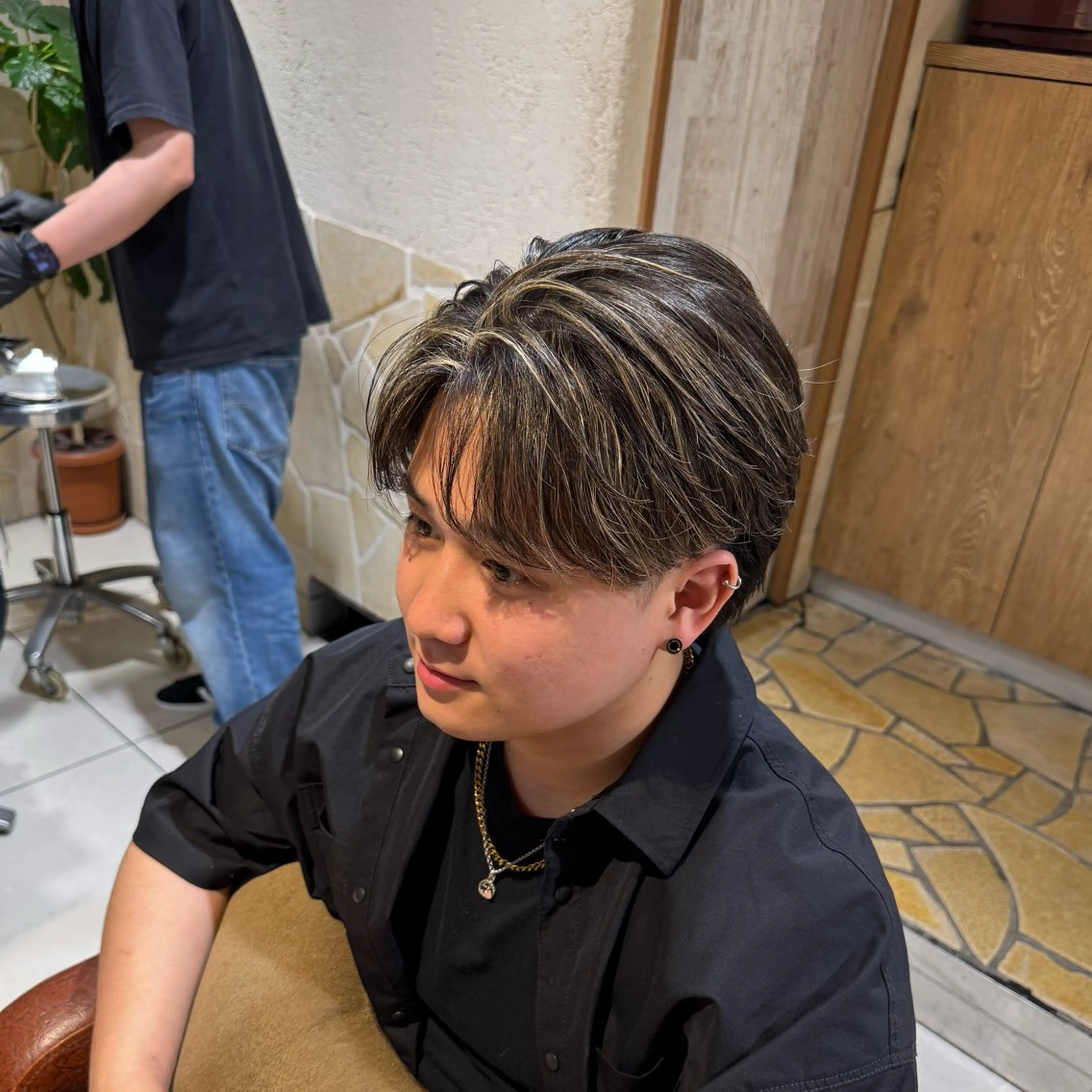 ショート パーマ ヘアアレンジ メンズ カット パーマ 新宿のパーマ職人/ メンズパーマ/石見のヘアスタイル