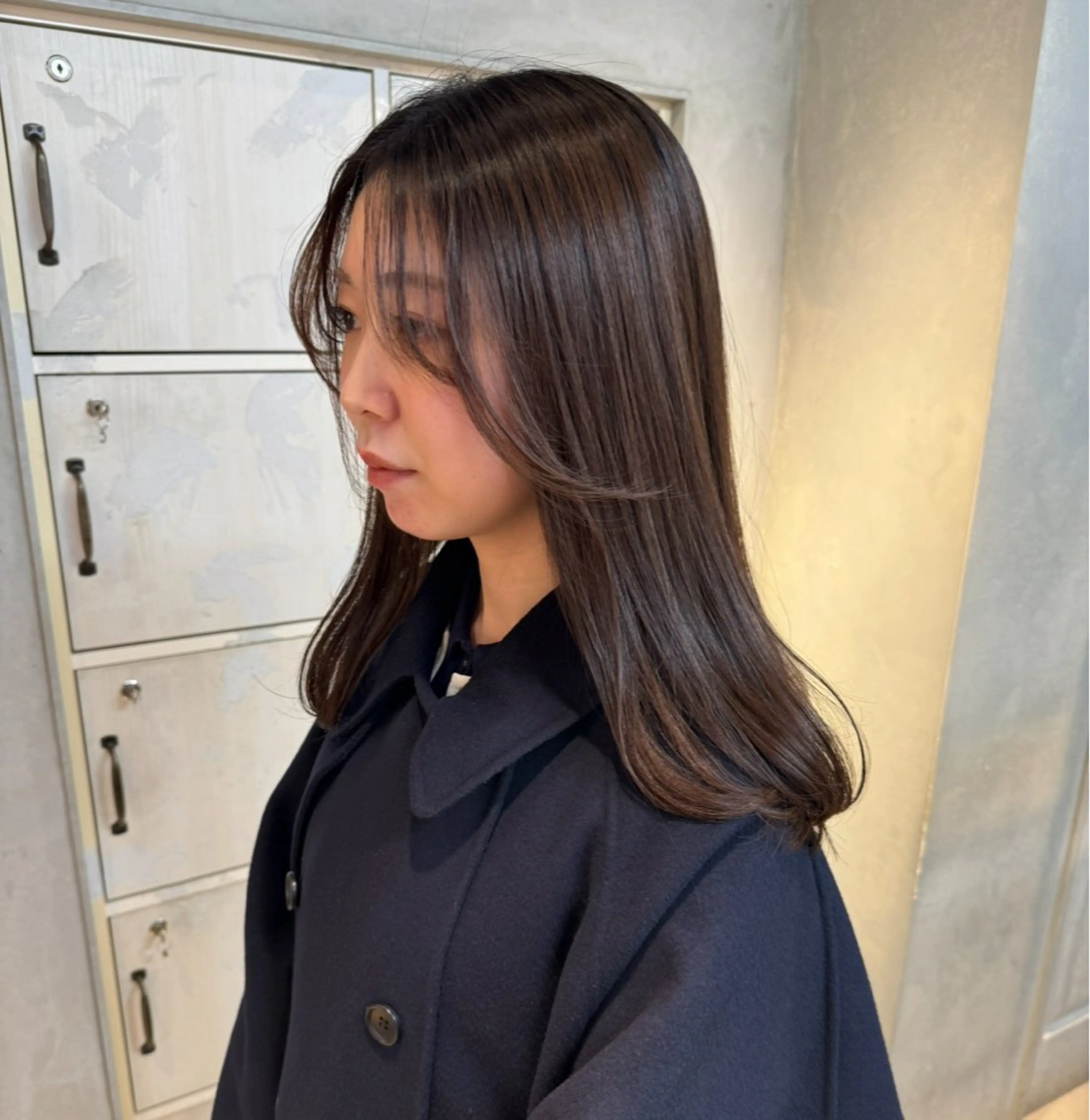 セミロング カット 透明感カラー ☆akoのヘアスタイル