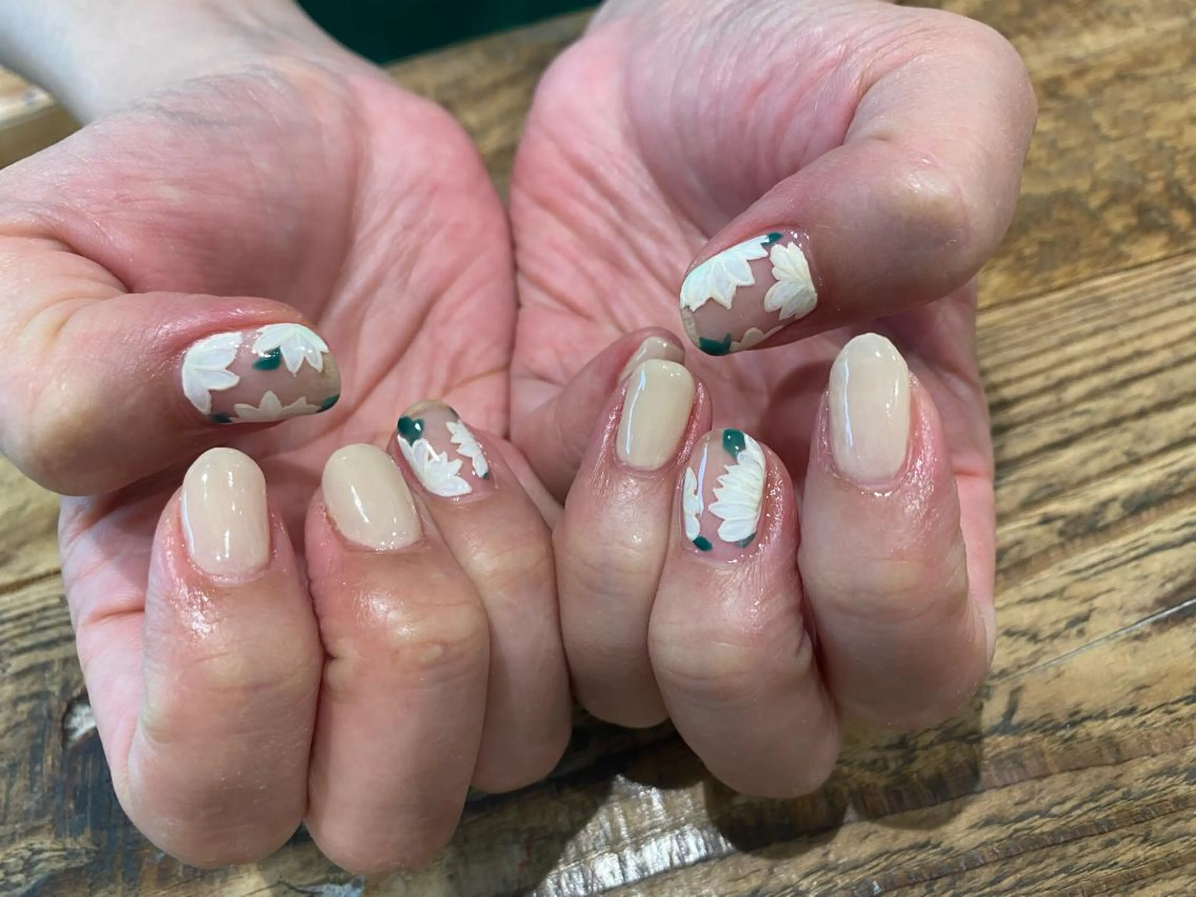 ネイル 佐藤  悠子のネイルデザイン