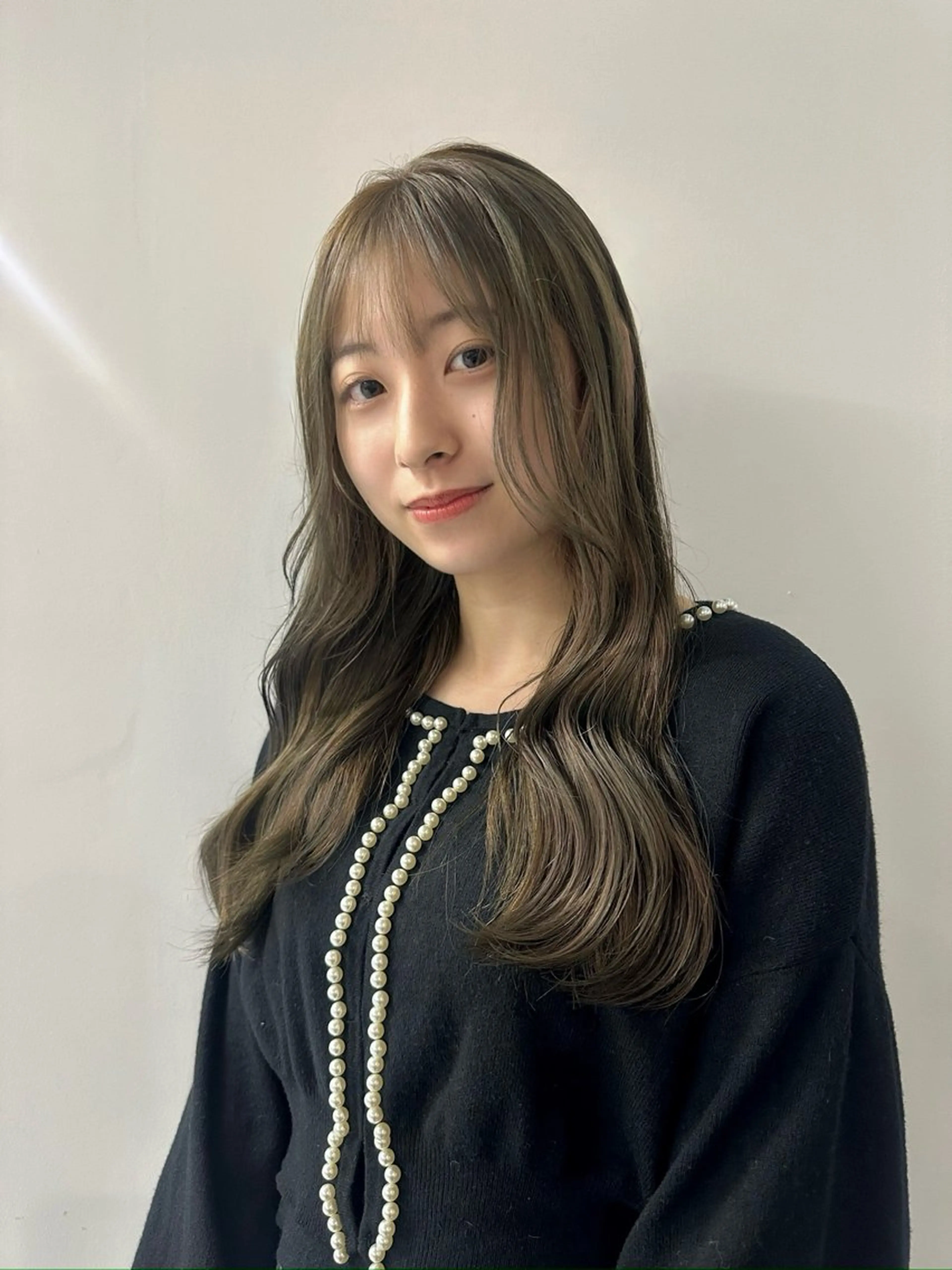 ロング 顔まわりレイヤー 韓国風ヘア レイヤーカット 似合わせカット 小顔カット 岩元 愛美のヘアスタイル