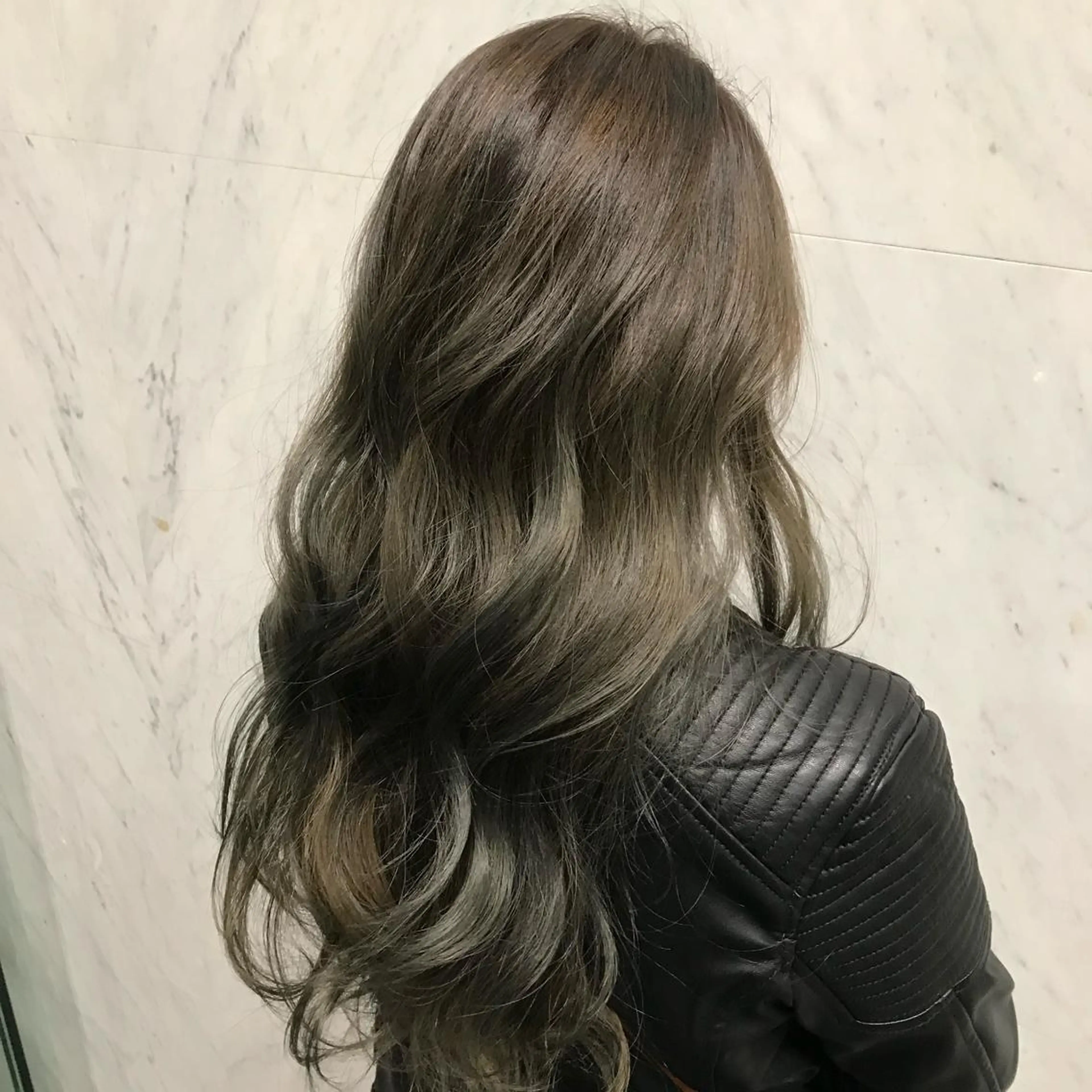 セミロング 🟤TAP🟤 木曳野　金沢店のヘアスタイル