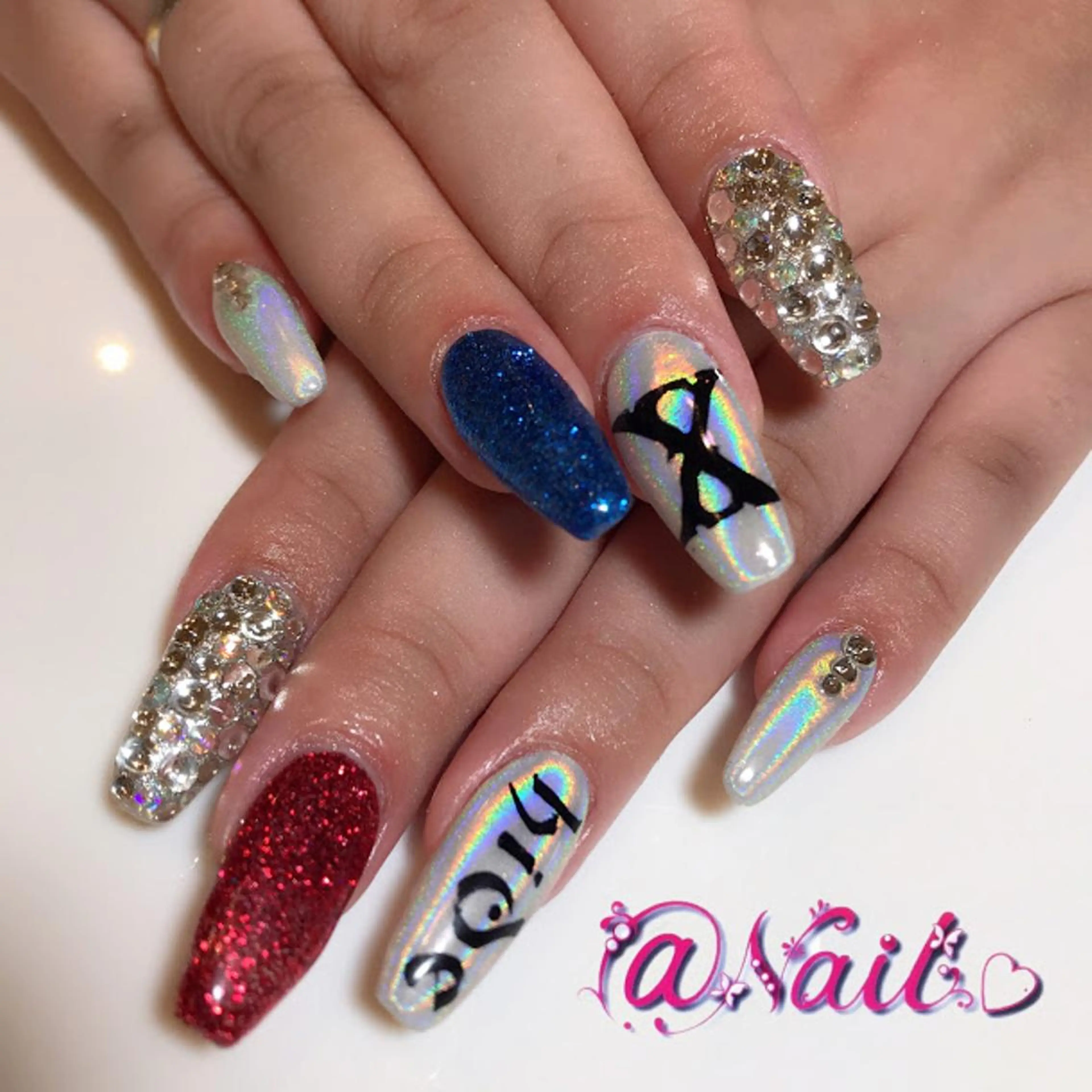 ネイル 小尾 栞のネイルデザイン