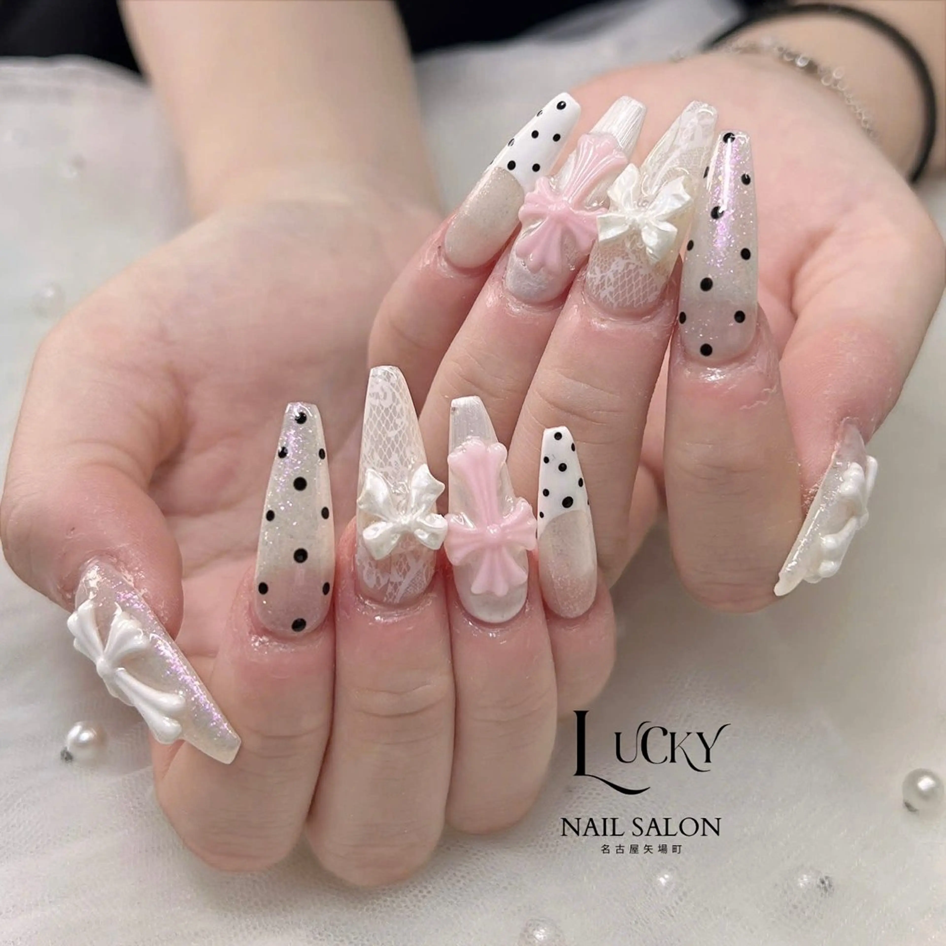 ネイル 長さ出し フットネイル ジェルネイル 韓国ネイル マグネットネイル ハンドネイル Lucky Nail Salonのネイルデザイン
