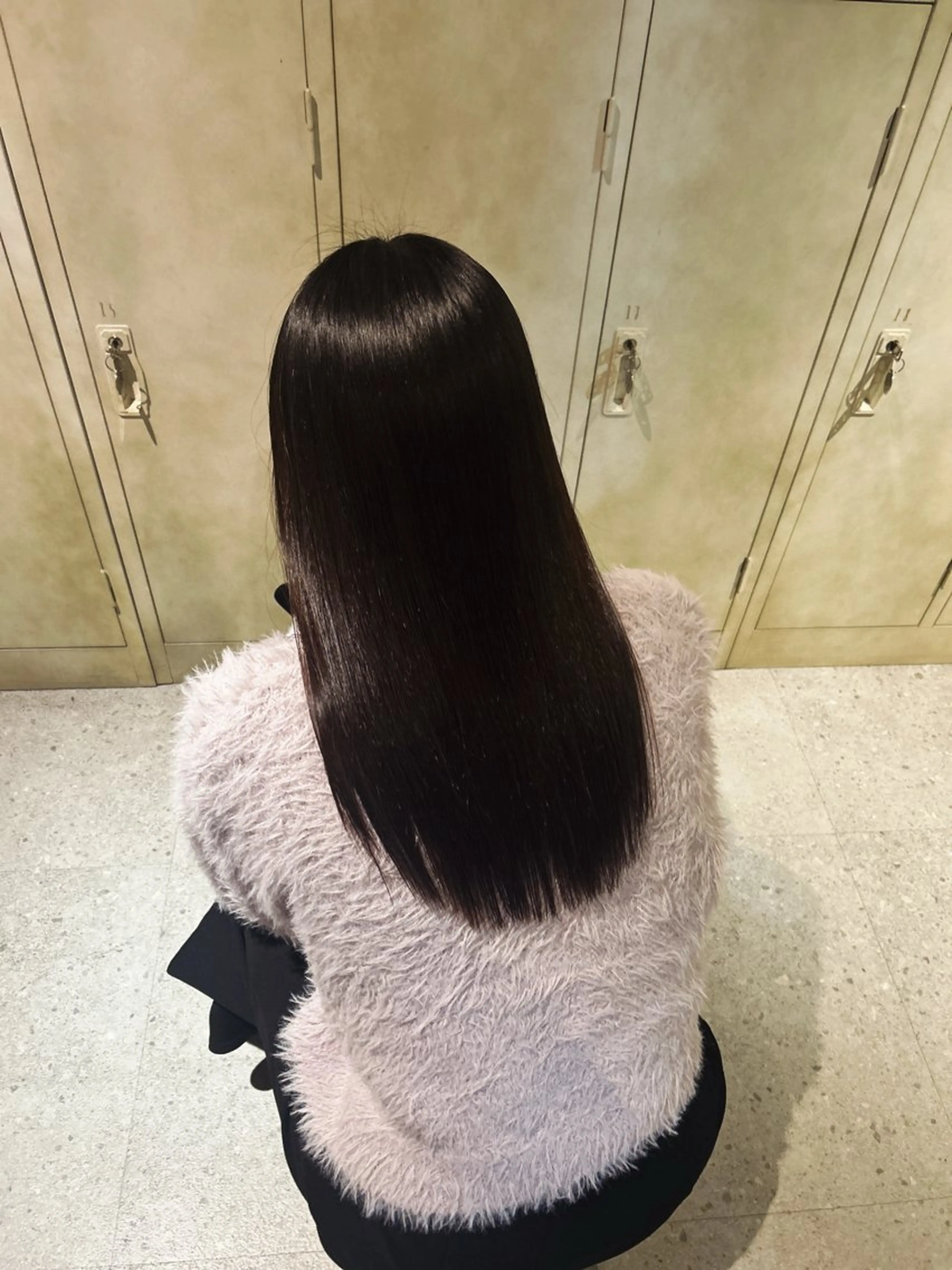 ロング パーマ 鍋島 平のヘアスタイル
