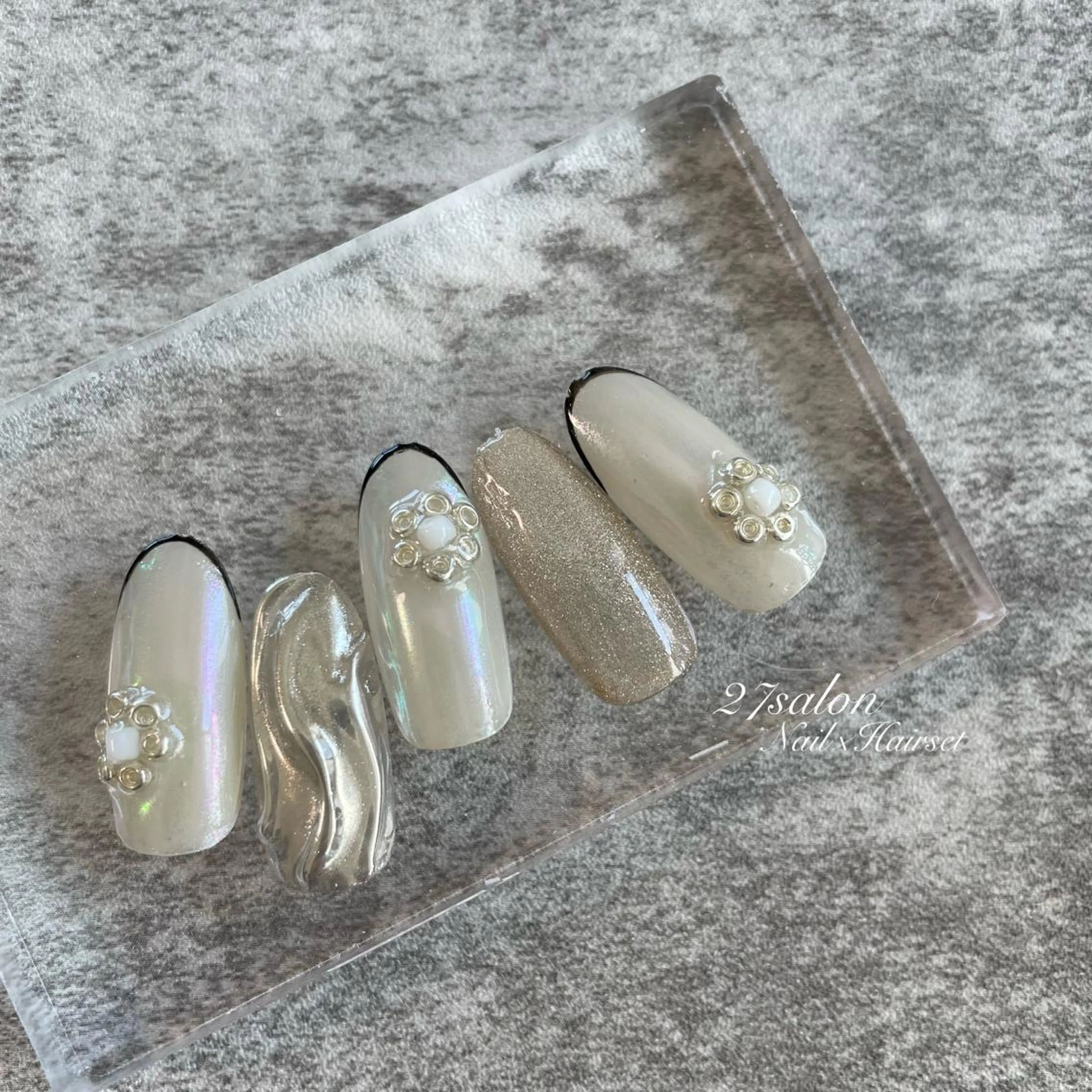 ネイル オーロラネイル フラワーネイル ニュアンスネイル 27salon yuinaのネイルデザイン