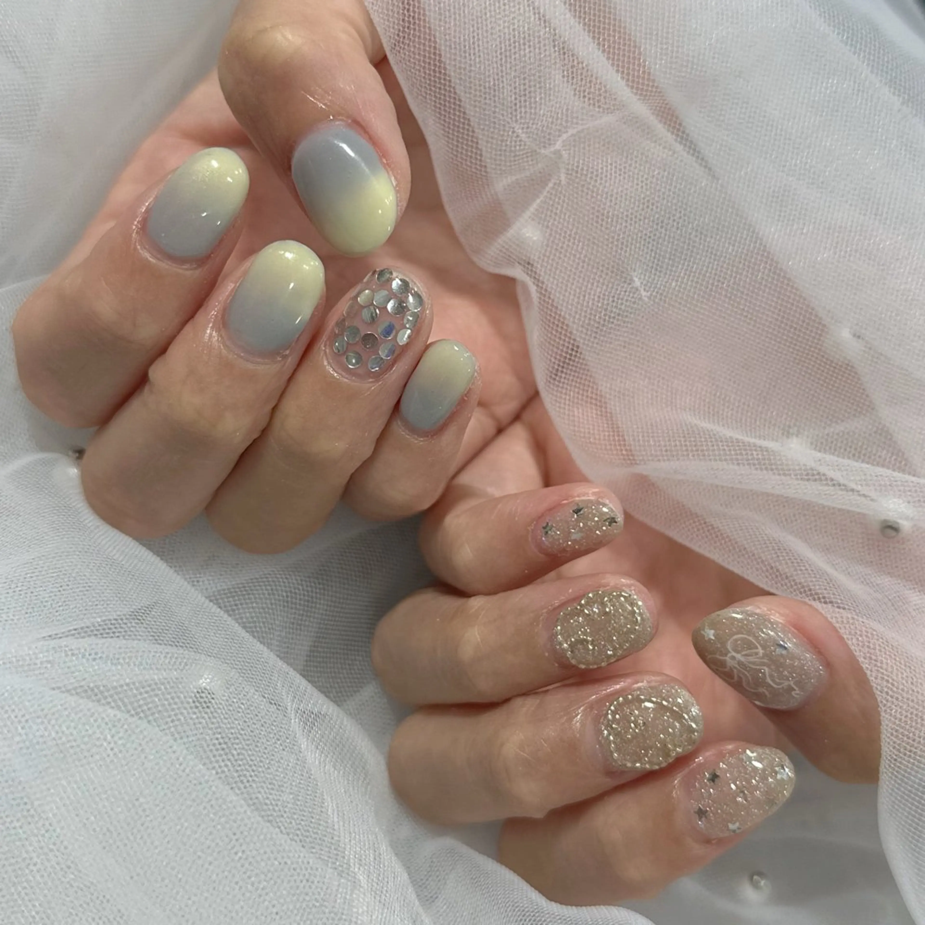 ネイル ハンドネイル フットネイル LAVISH nanamiのネイルデザイン