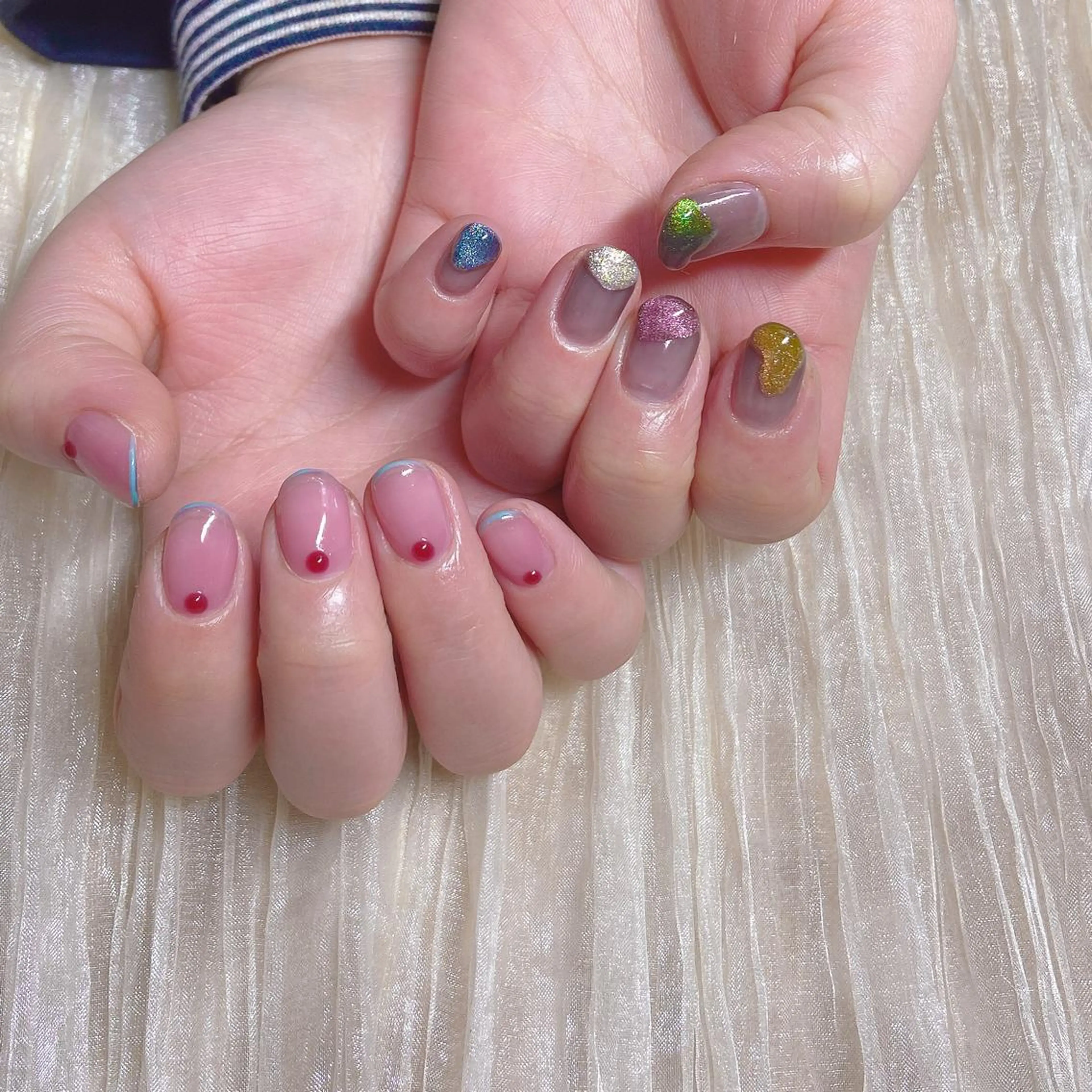 ネイル マグネットネイル ぷっくりネイル 赤色 ハンドネイル ネイリスト あこのネイルデザイン