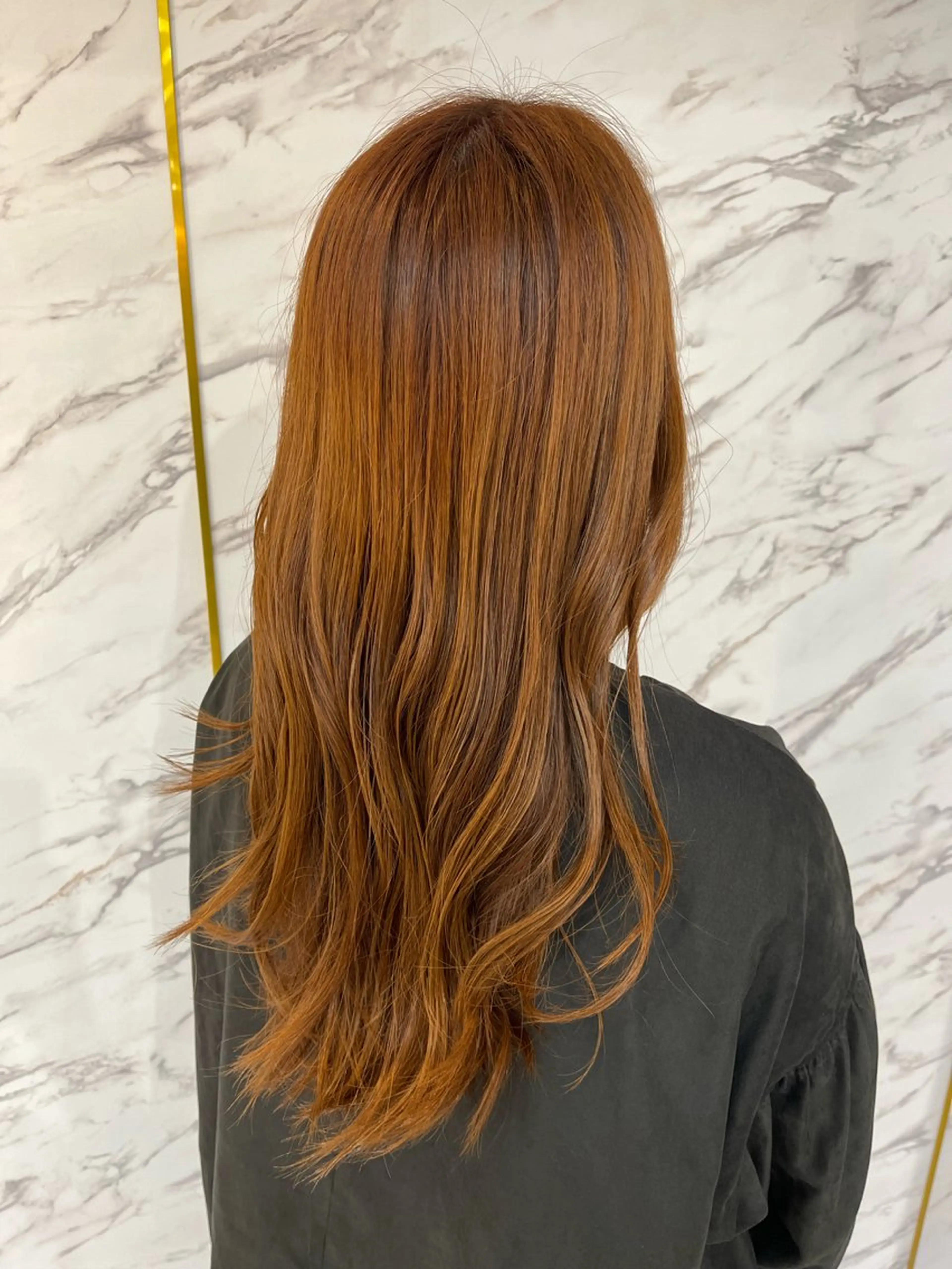 ロング 西野 蓮のヘアスタイル