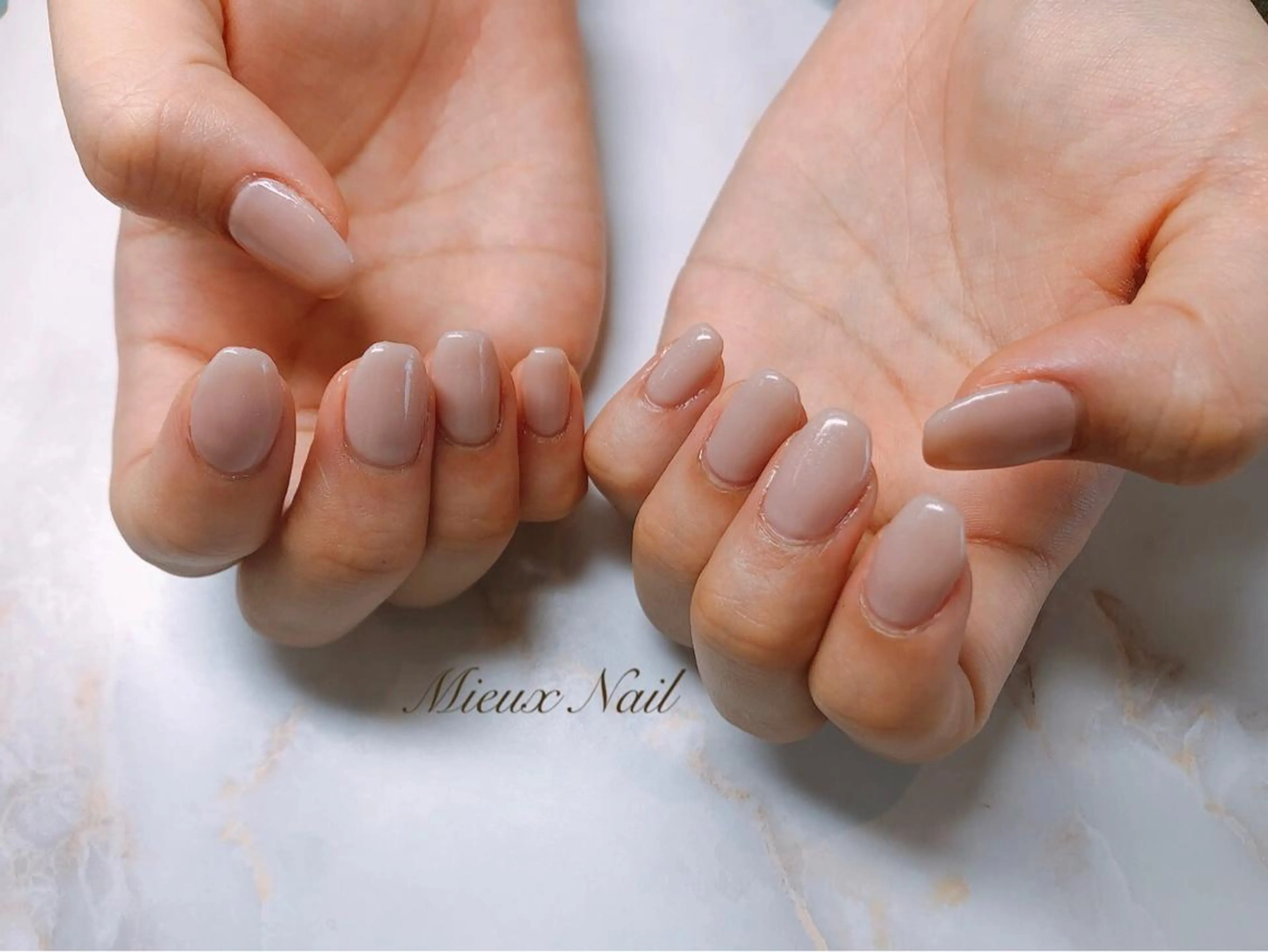 ネイル ワンカラーネイル 市川 麻衣子のネイルデザイン