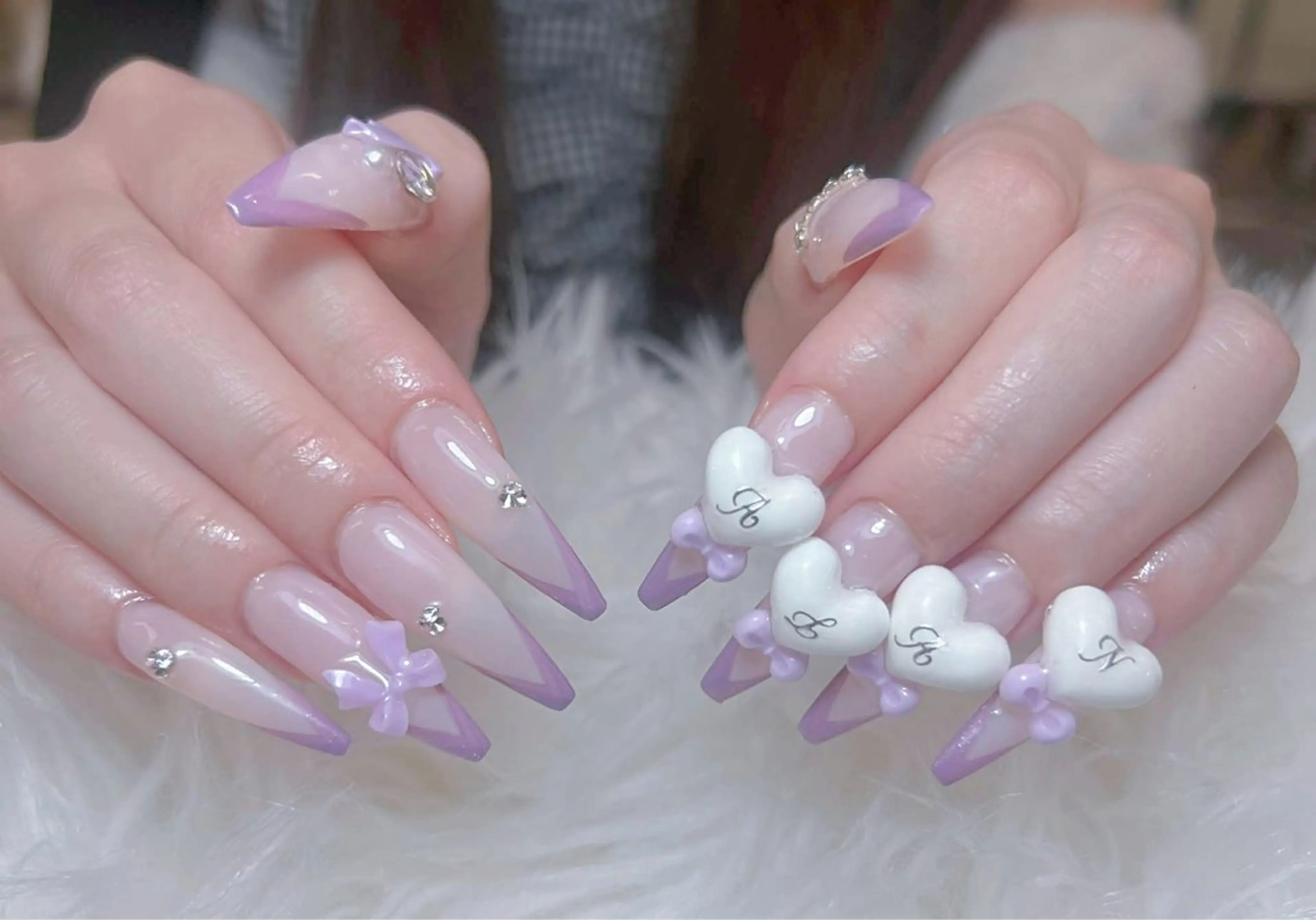 ネイル アートネイル オーロラネイル チークネイル 長さ出し フットネイル Miya _nailのネイルデザイン