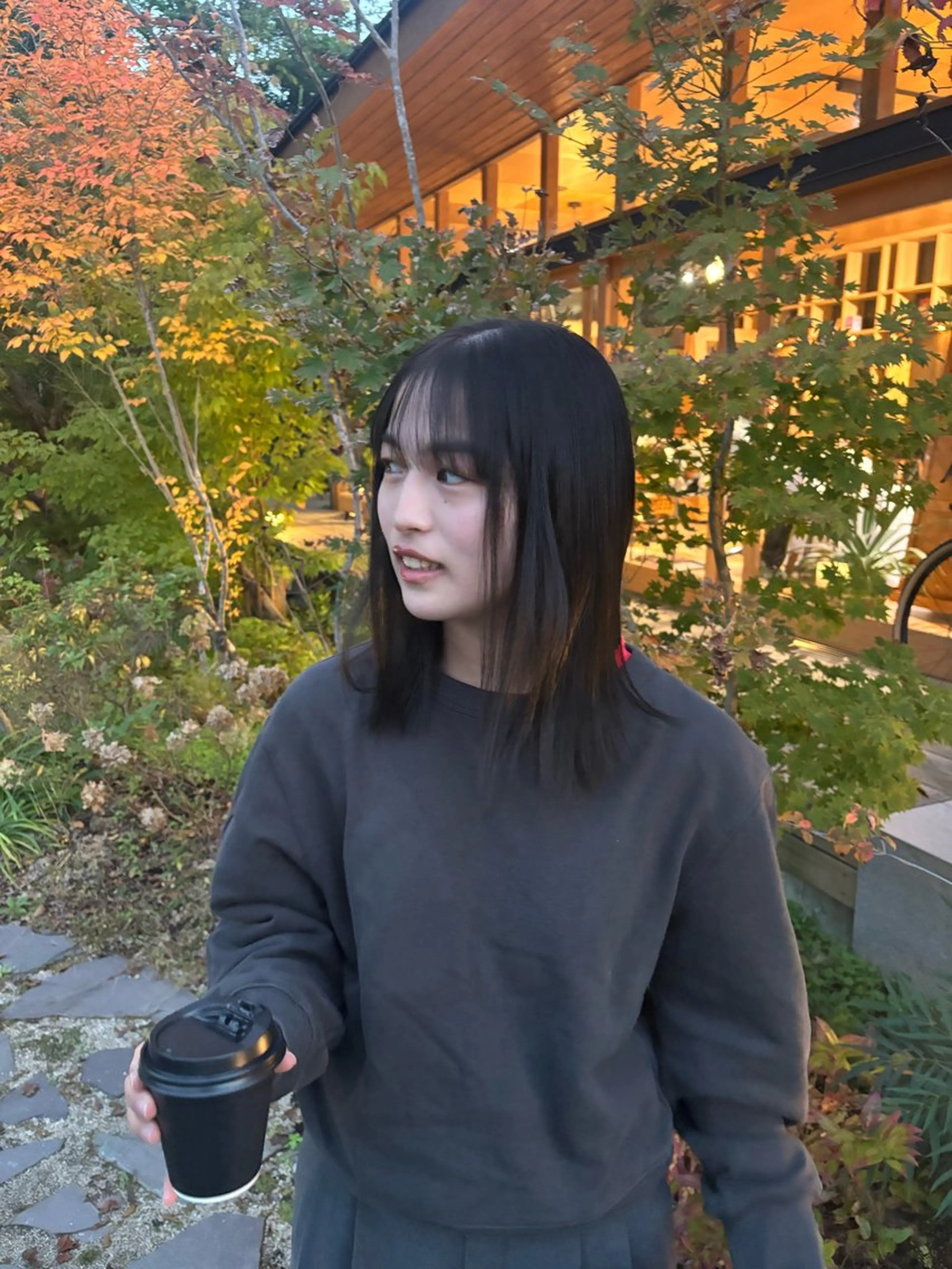 セミロング カット YMENE所属・柏葉 南斗のヘアスタイル